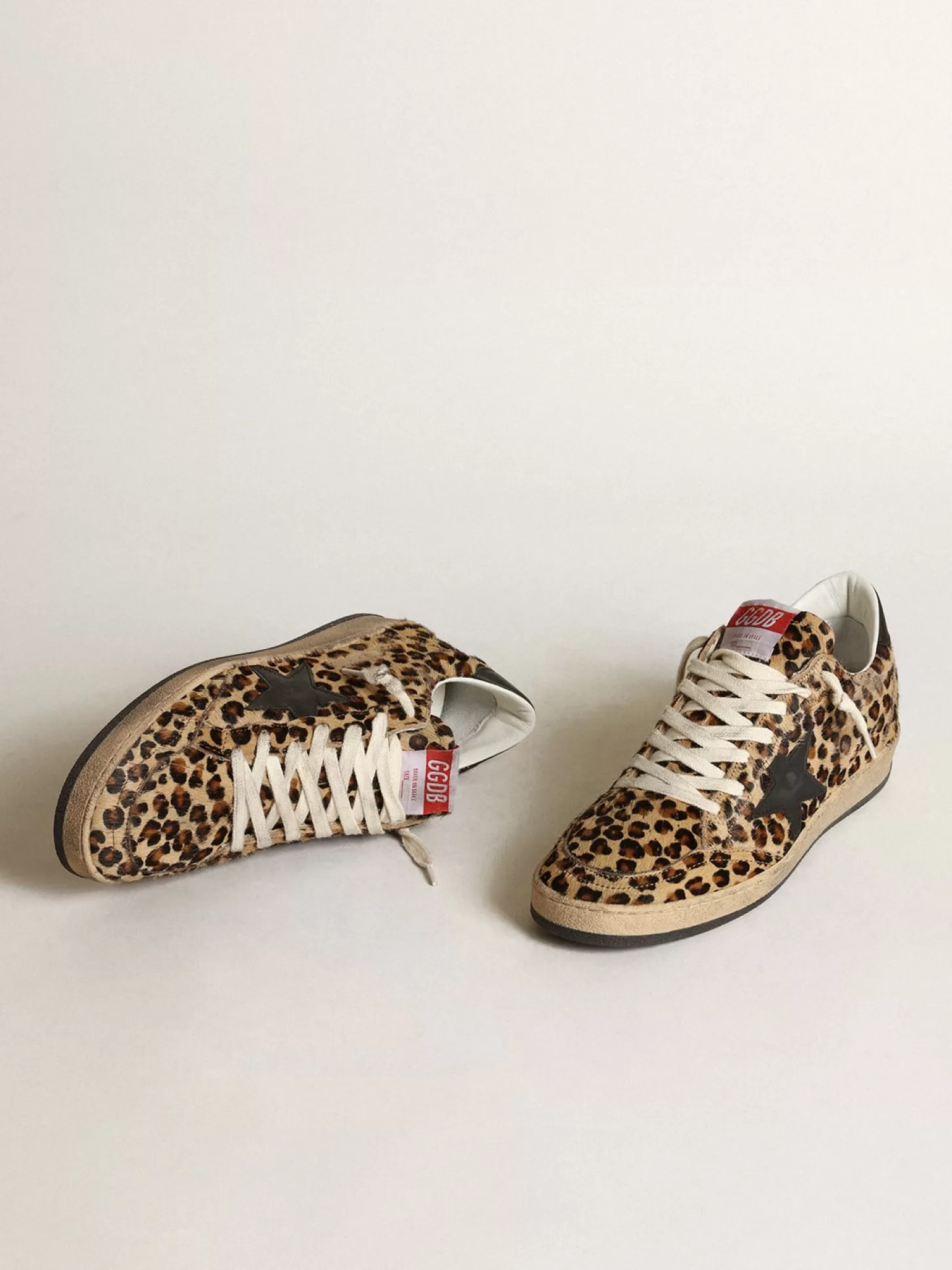 Clearance Ball Star de couro cavalinho com estampa de leopardo, estrela e talão de couro preto MULHER Ball Star