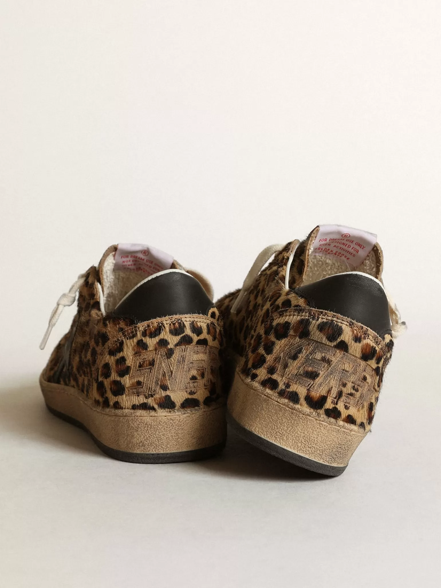 Clearance Ball Star de couro cavalinho com estampa de leopardo, estrela e talão de couro preto MULHER Ball Star
