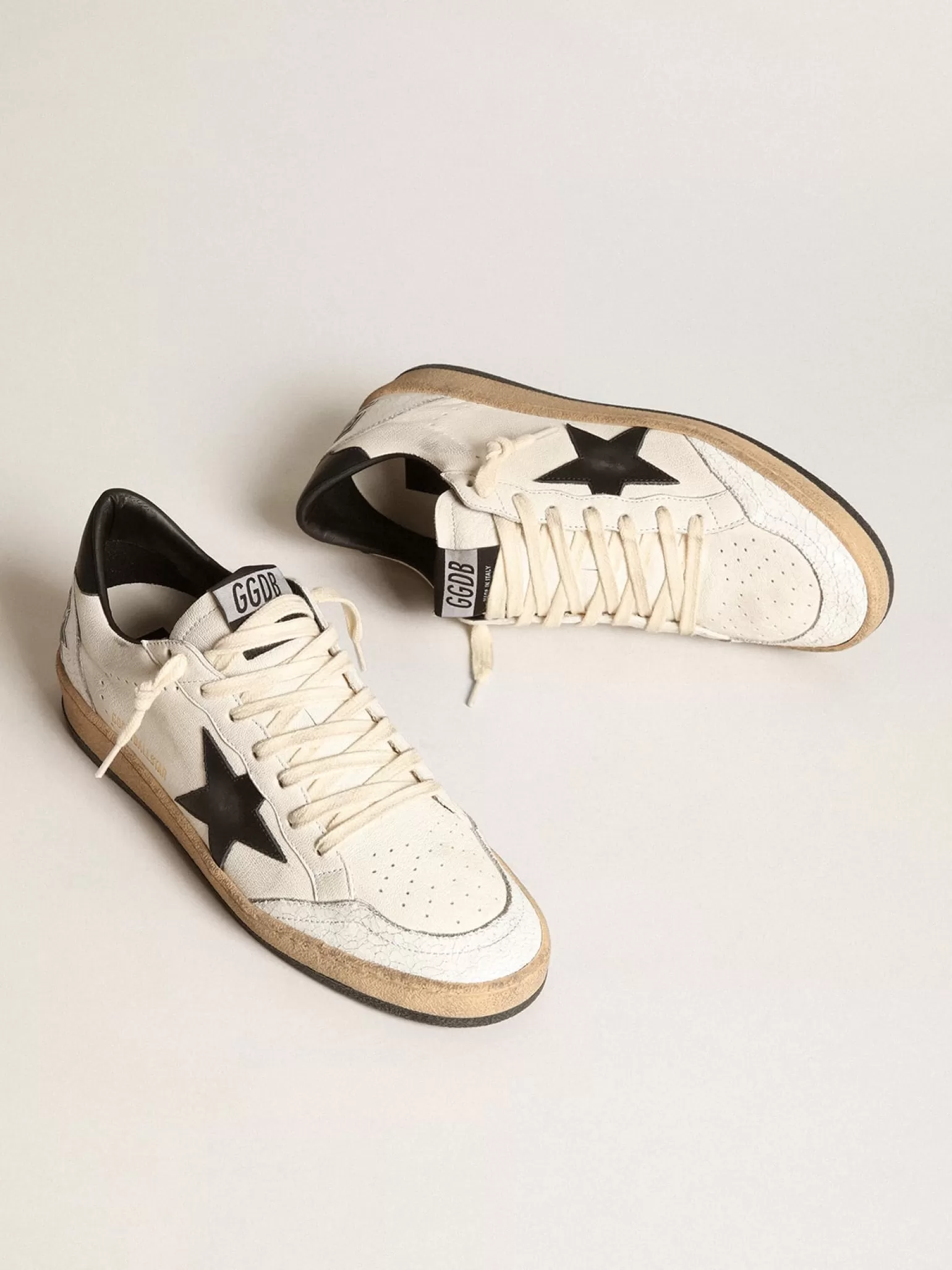 Store Ball Star feminino de napa com estrela branca e talão preto MULHER Ball Star