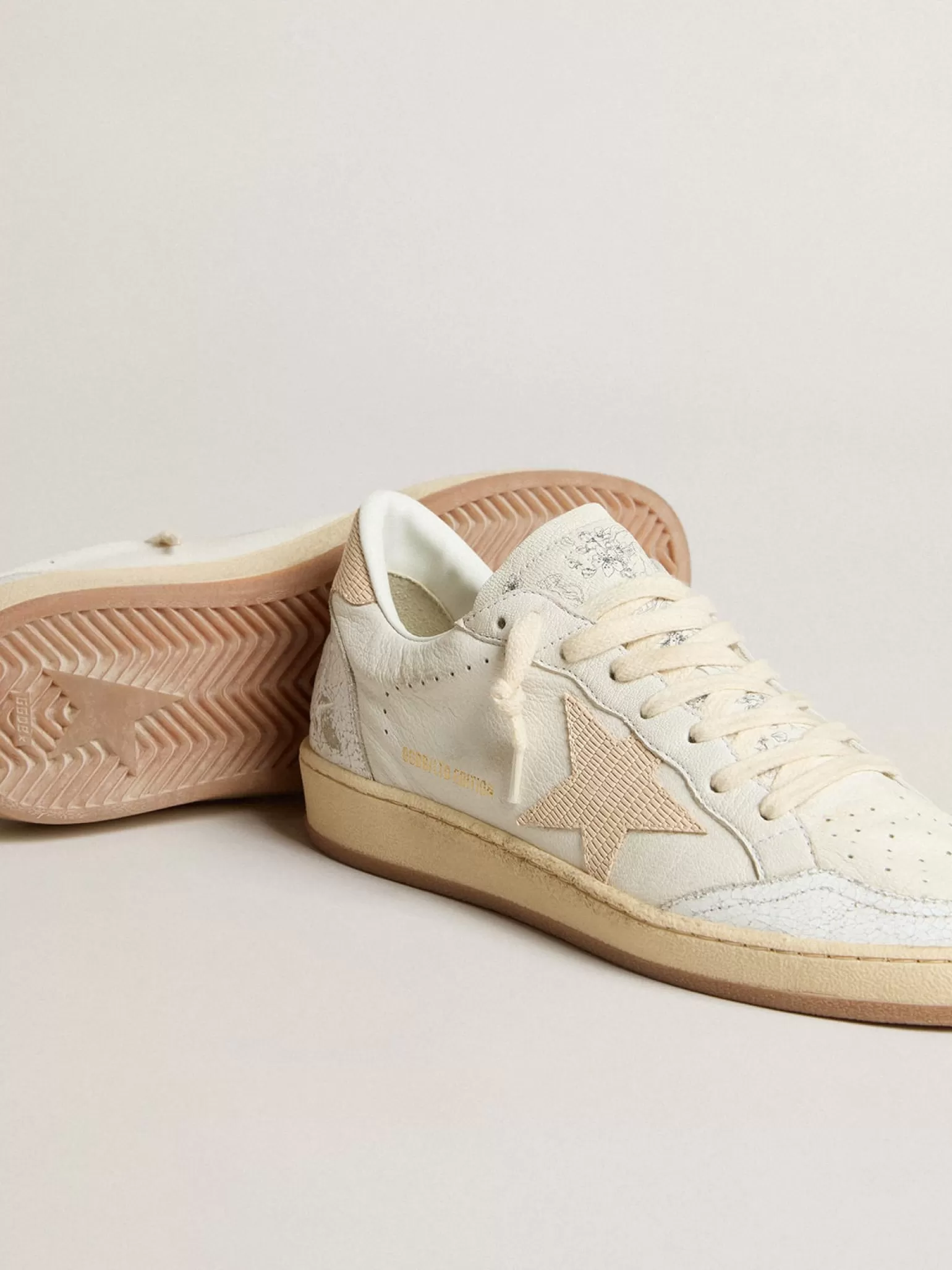 Online Ball Star Feminino LTD CNY de couro branco com estrela cor de marfim MULHER Ball Star