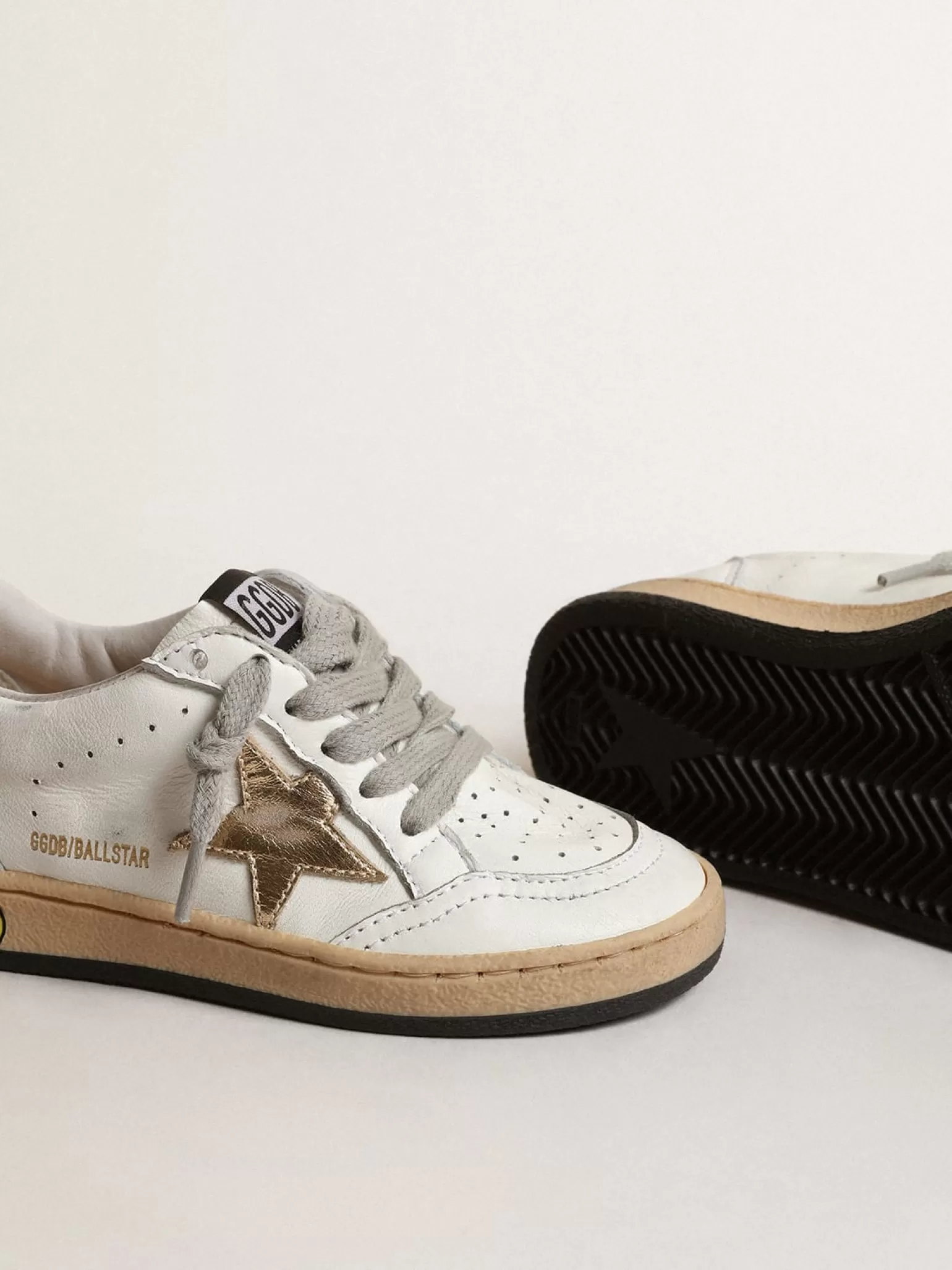 Shop Ball Star Junior com estrela e talão de couro metálico dourado Meninas pequenas (1-3 anos) | Meninos pequenos (1-3 anos)