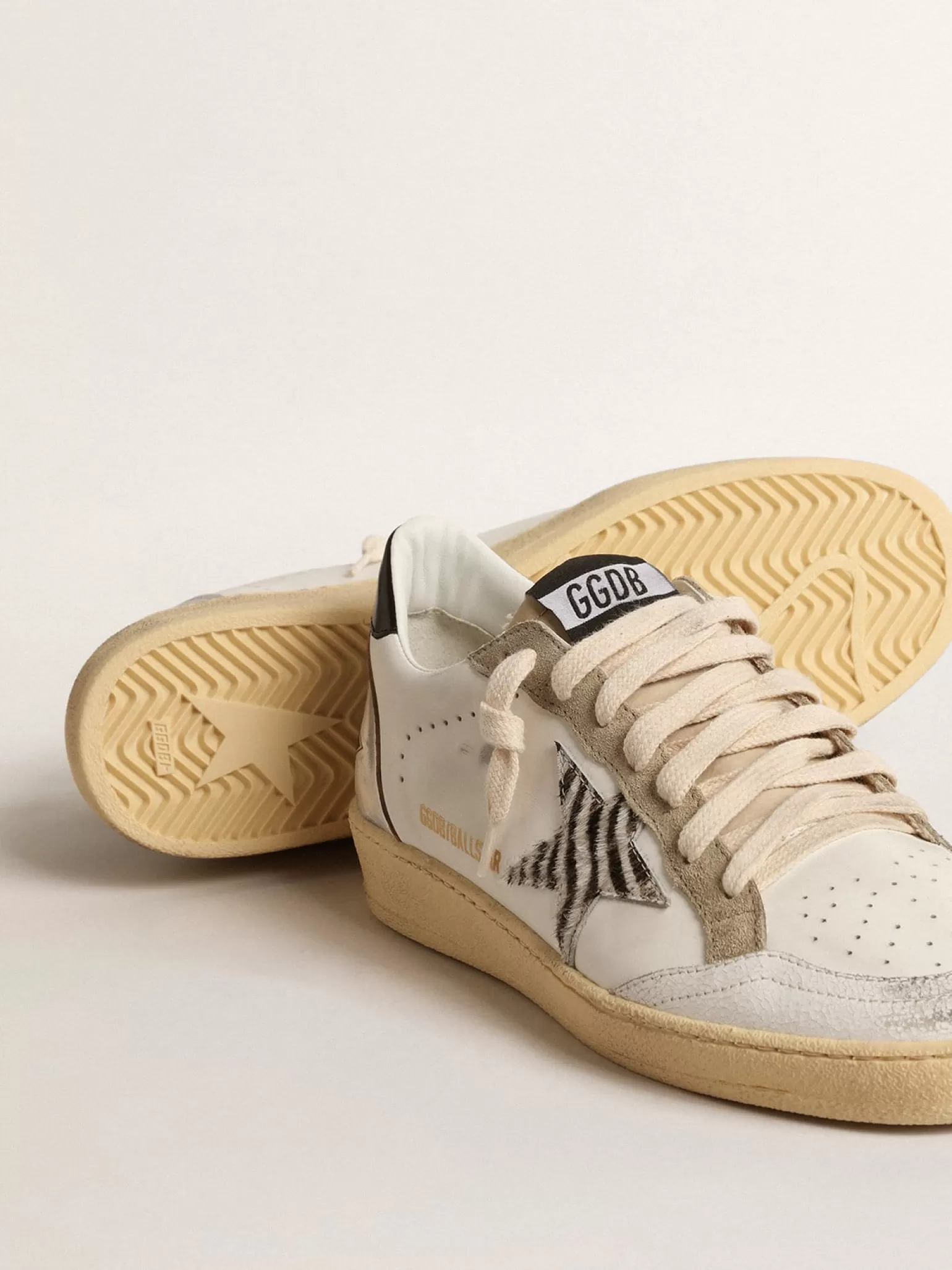 Flash Sale Ball Star LTD com estrela de zebra e inserção de couro metálico MULHER Ball Star
