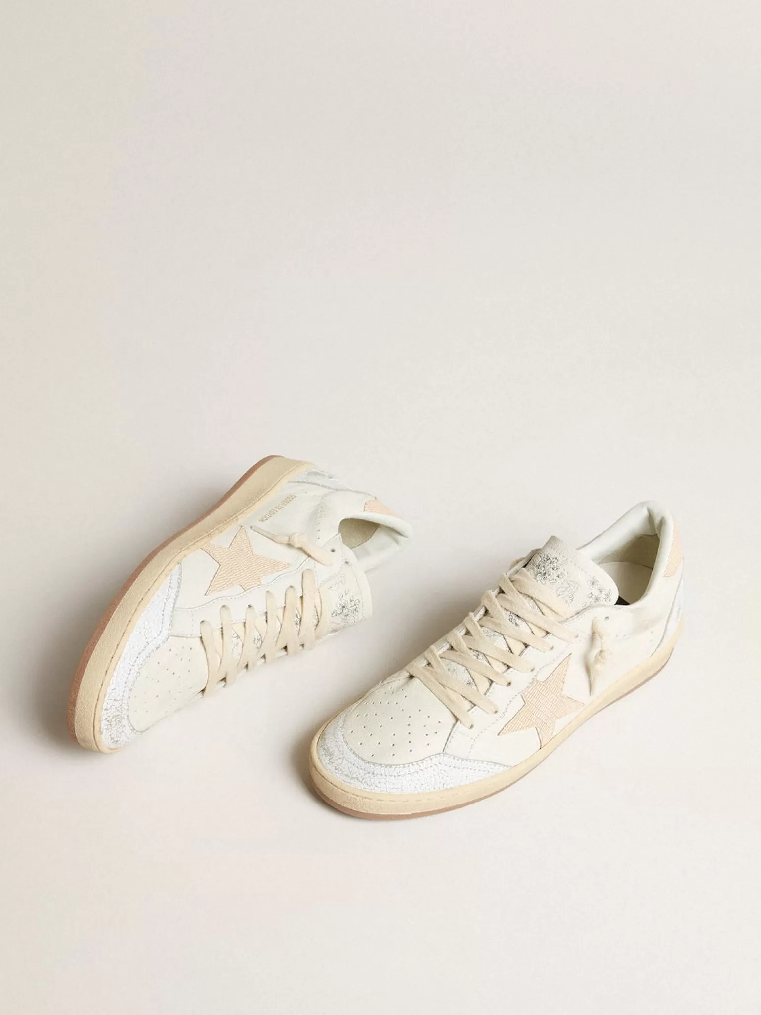 Clearance Ball Star Masculino LTD CNY de couro branco com estrela cor de marfim Ball Star