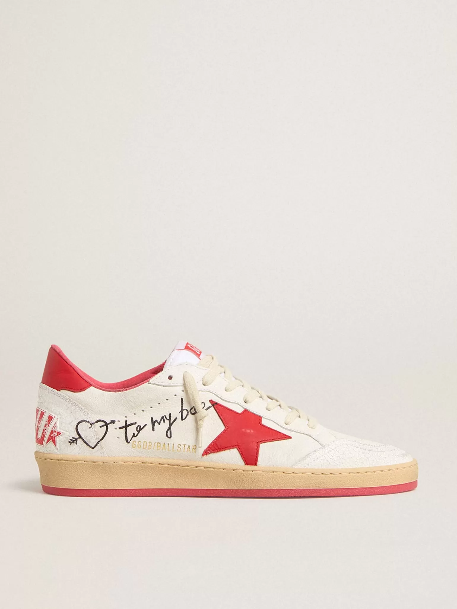 Shop Ball Star Wishes Masculino de couro branco com estrela e talão vermelhos Ball Star