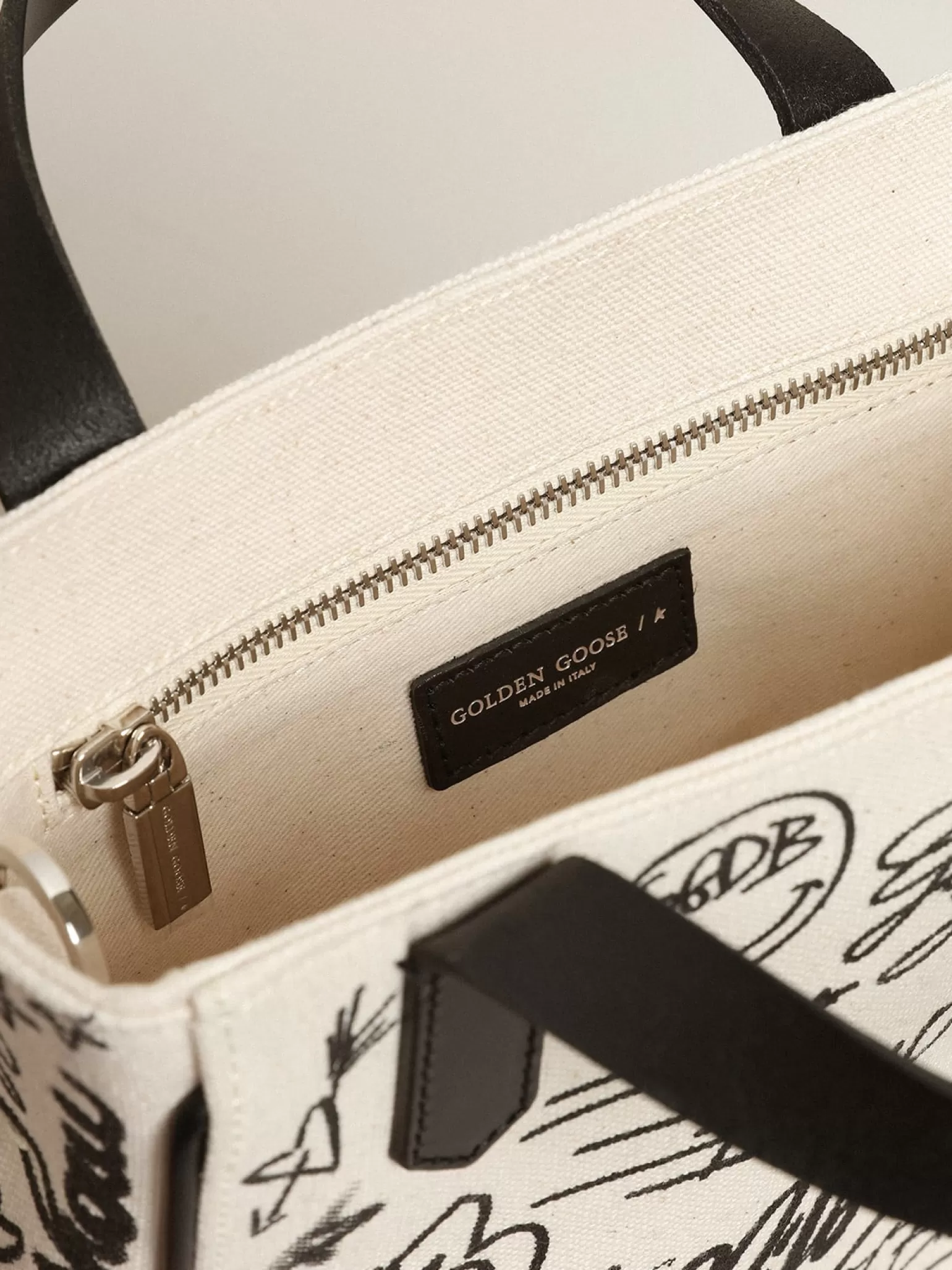 Outlet Bolsa Mini California feminina de algodão branco com estampa preta MULHER Minibolsas | Bolsas de mão
