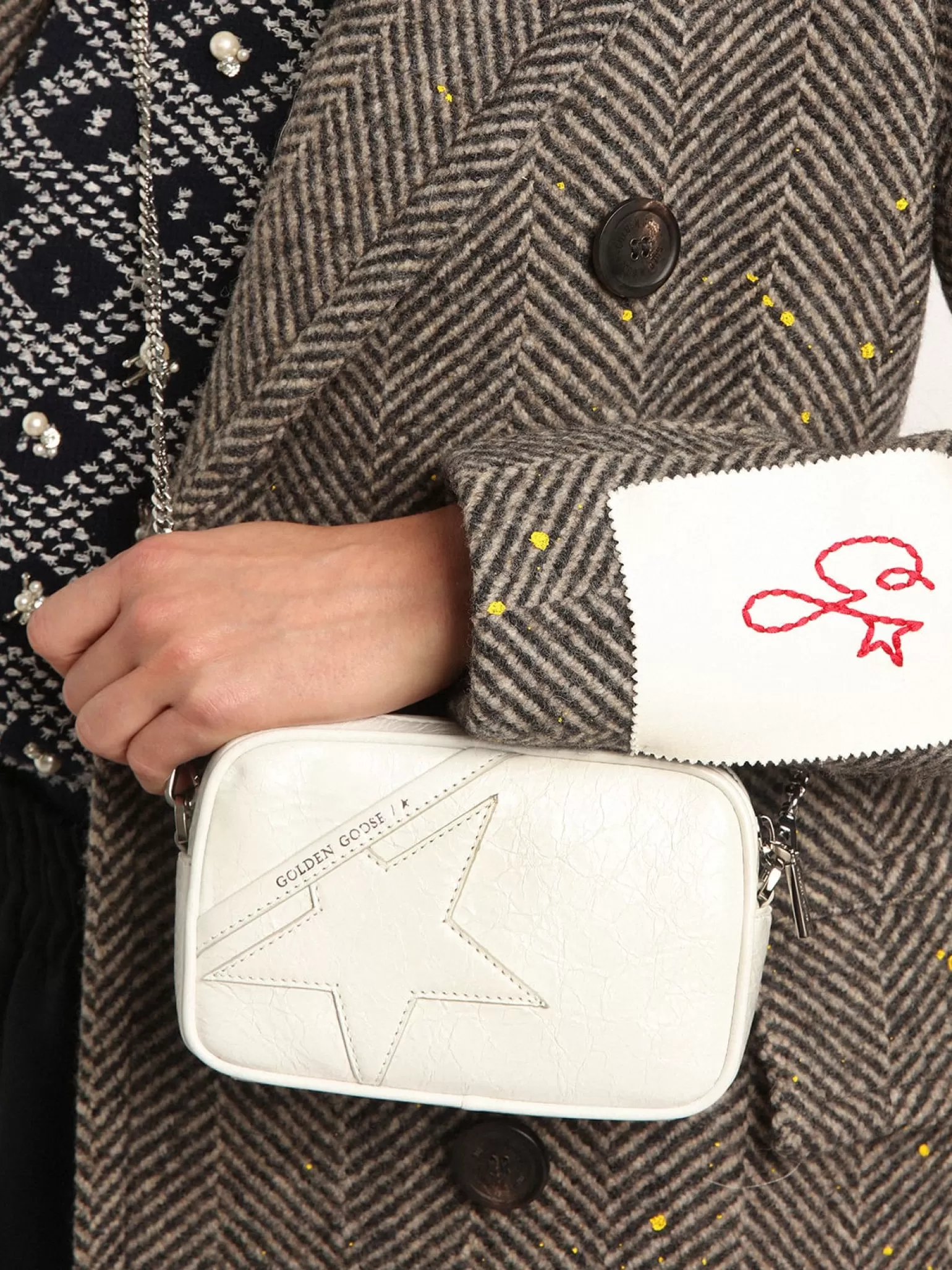 New Bolsa Mini Star feminina de couro brilhante branco com estrela tom sobre tom MULHER Minibolsas | Bolsas tiracolo