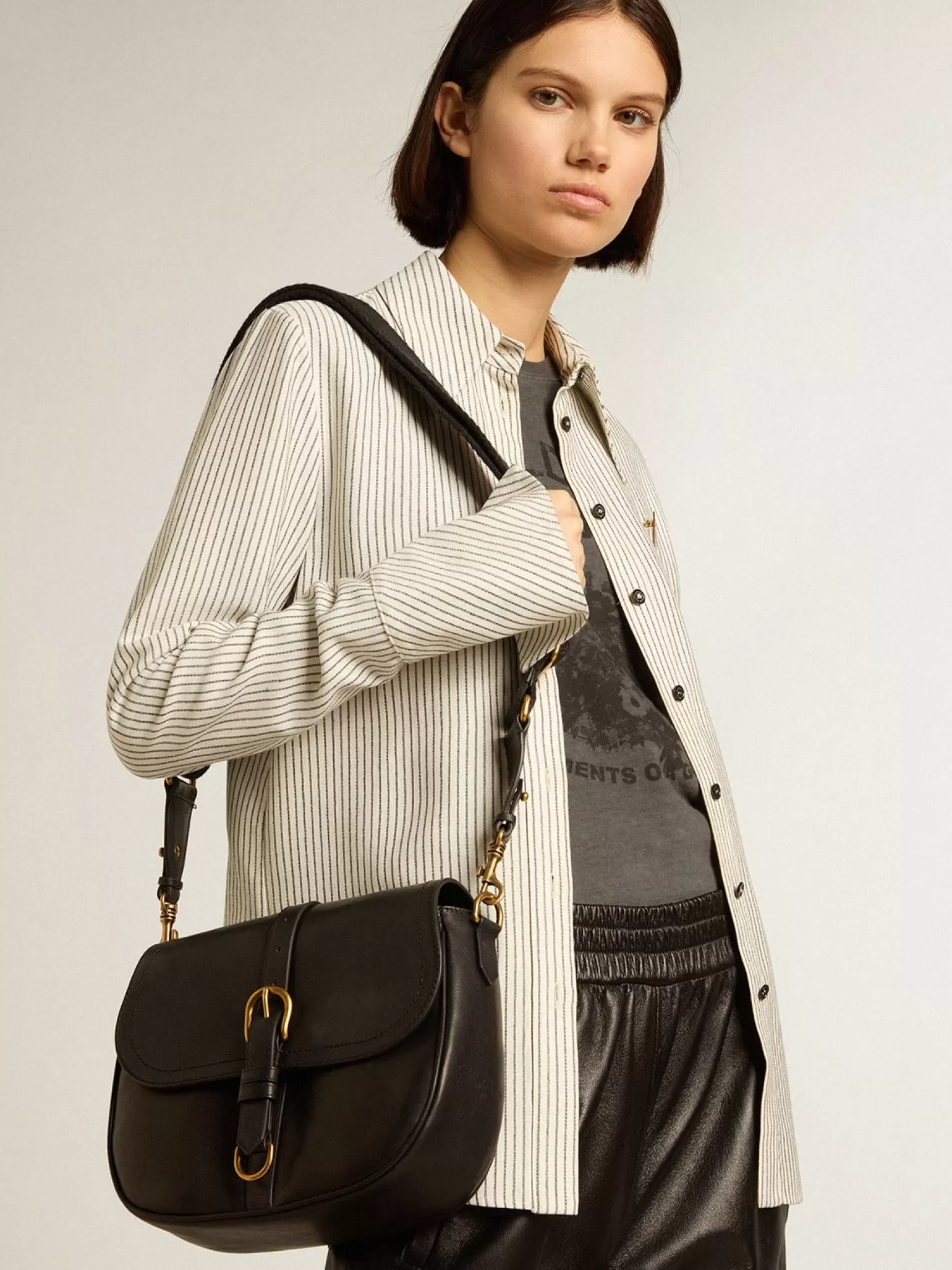 Best Sale Bolsa Sally média de couro preta com fivela e alça de ombro MULHER Bolsas tiracolo