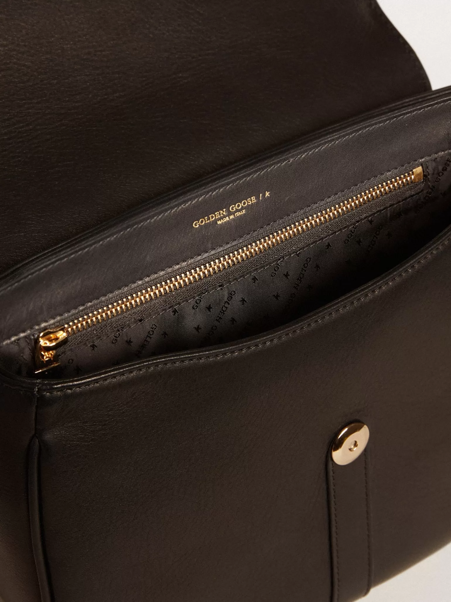 Best Sale Bolsa Sally média de couro preta com fivela e alça de ombro MULHER Bolsas tiracolo
