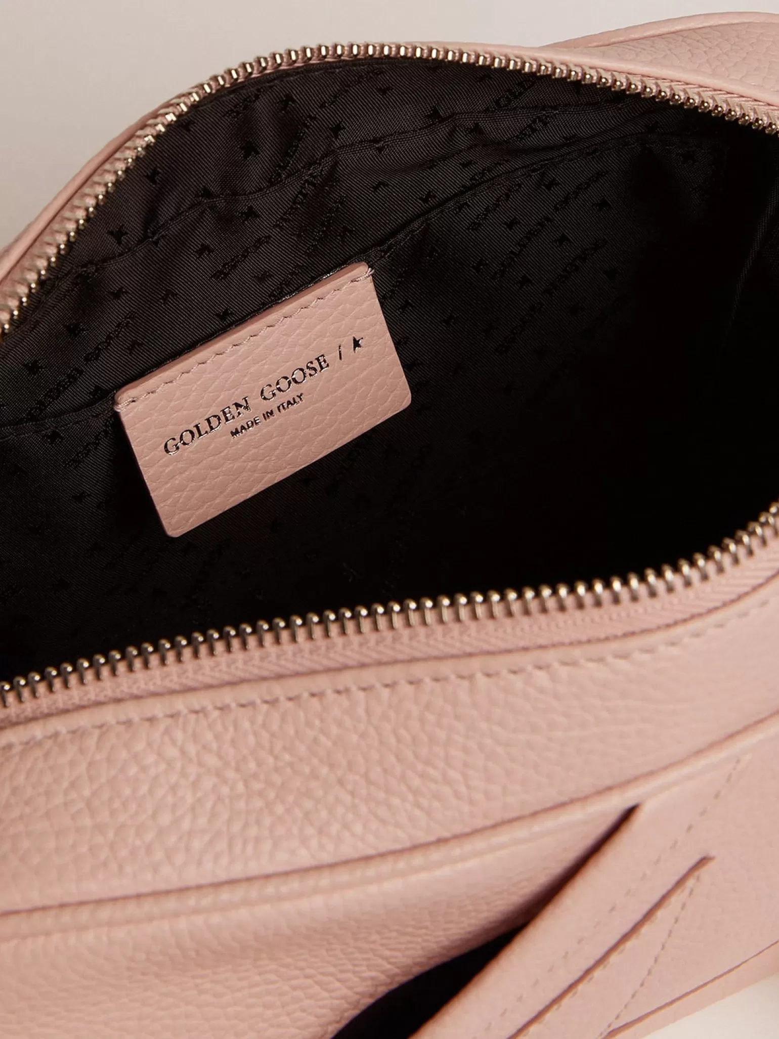Best Bolsa Star de couro martelado na cor rosa quartzo e estrela tom sobre tom MULHER Bolsas tiracolo