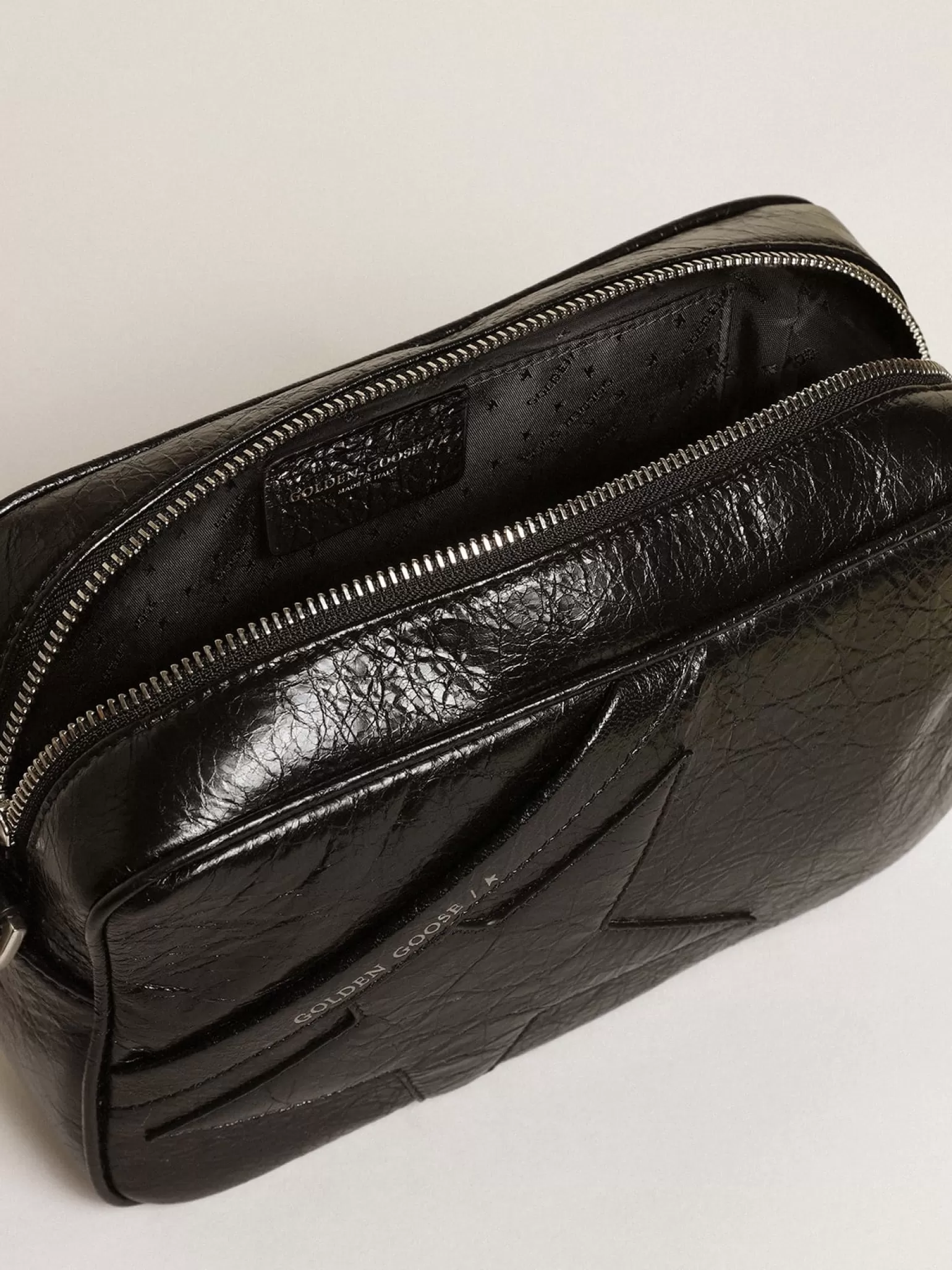 Flash Sale Bolsa Star feminina de couro brilhante preto com estrela tom sobre tom MULHER Bolsas tiracolo