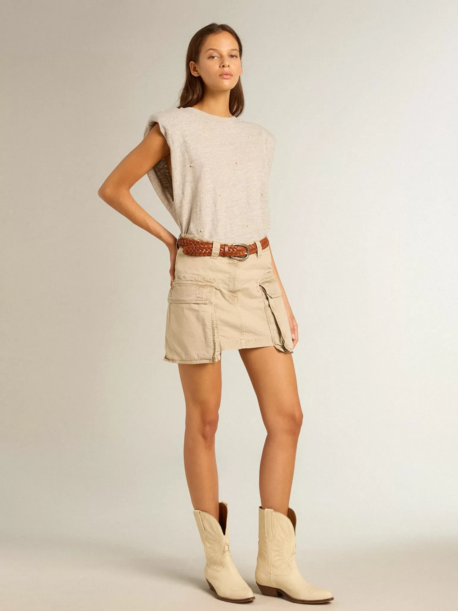 Outlet Botas Wish Star cano baixo de couro na cor creme com estrela embutida MULHER Botas