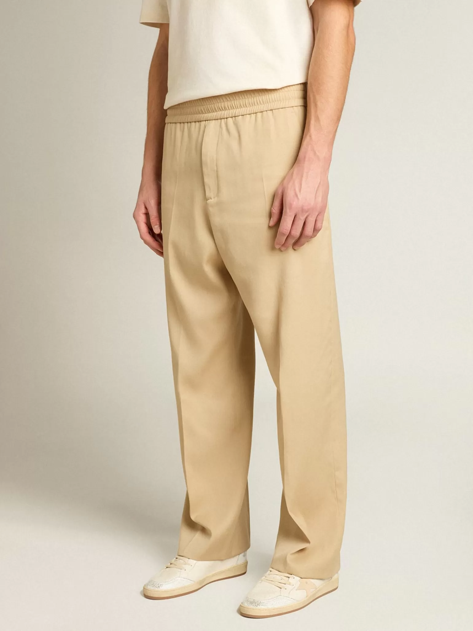Shop Calça de jogging masculina cor de areia com bolso atrás Jeans e calças