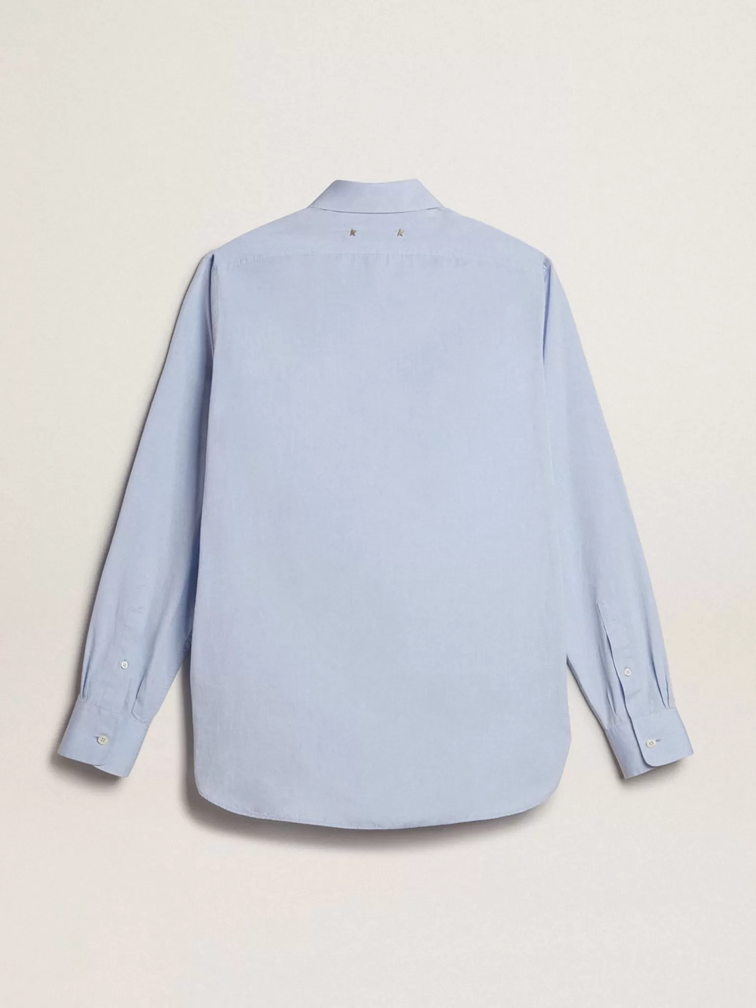 Sale Camisa azul bebê de algodão com bordado no bolso Camisas