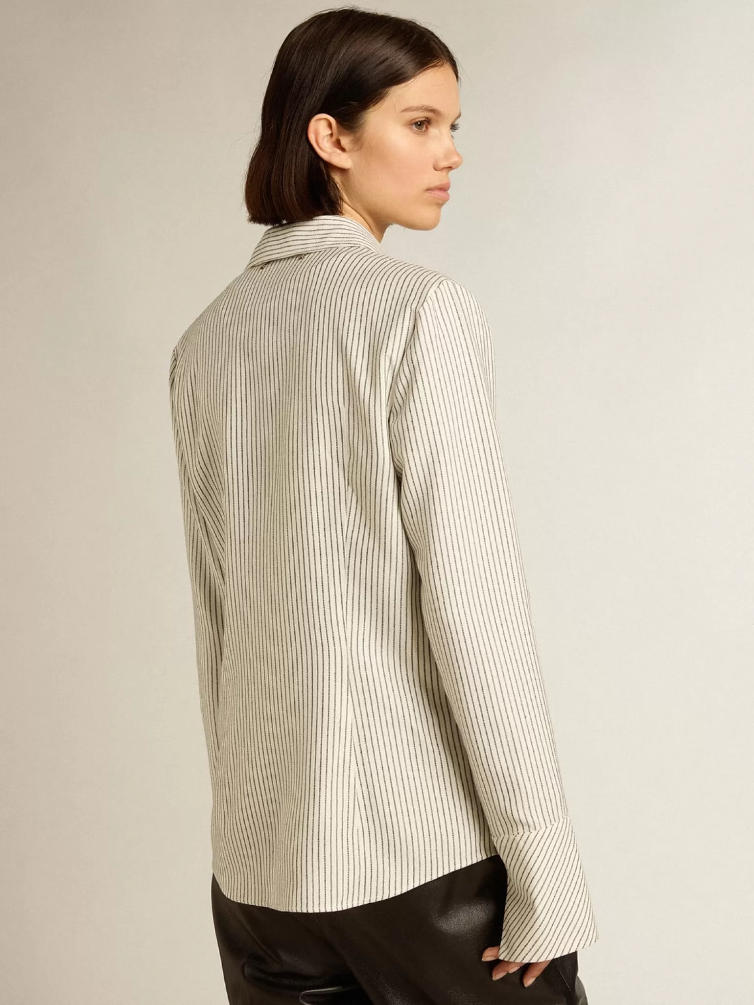 Hot Camisa branca feminina de viscose com estampa de listras finas pretas MULHER Camisas