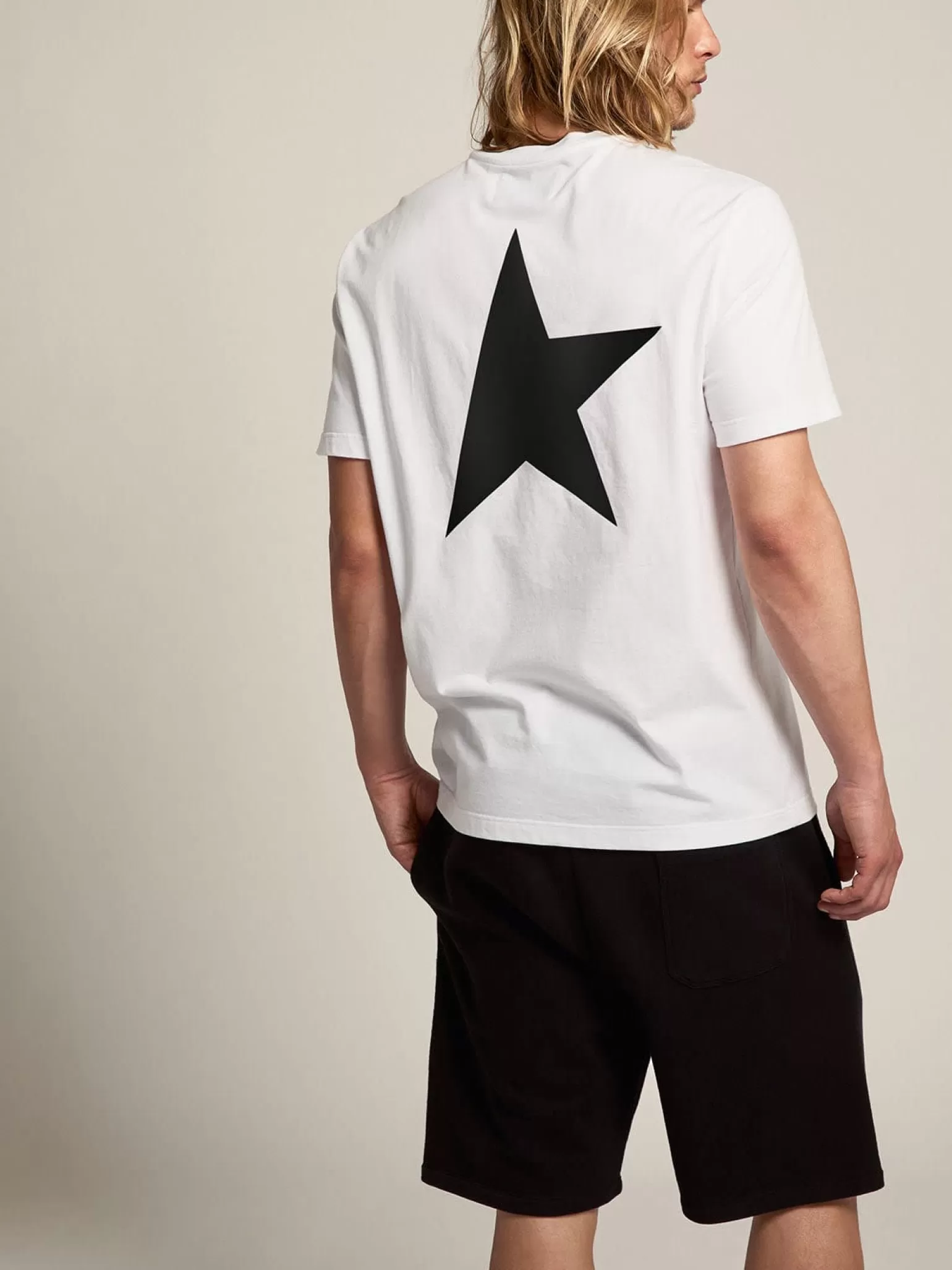 Hot Camiseta branca Coleção Star com logo e estrela pretos em contraste Beachwear | Camisetas