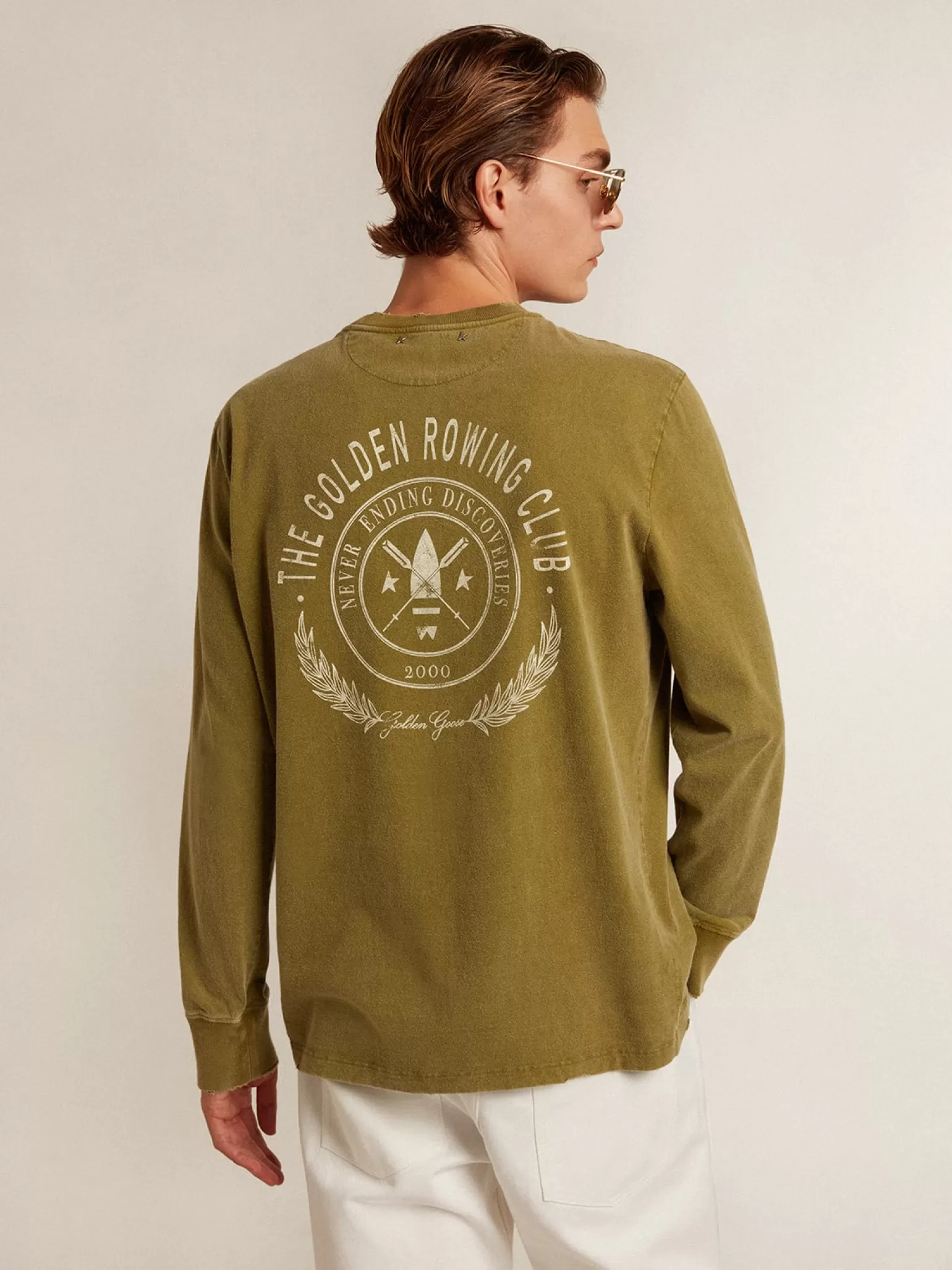 Outlet Camiseta cor de pesto com logo branco na frente e atrás Camisetas