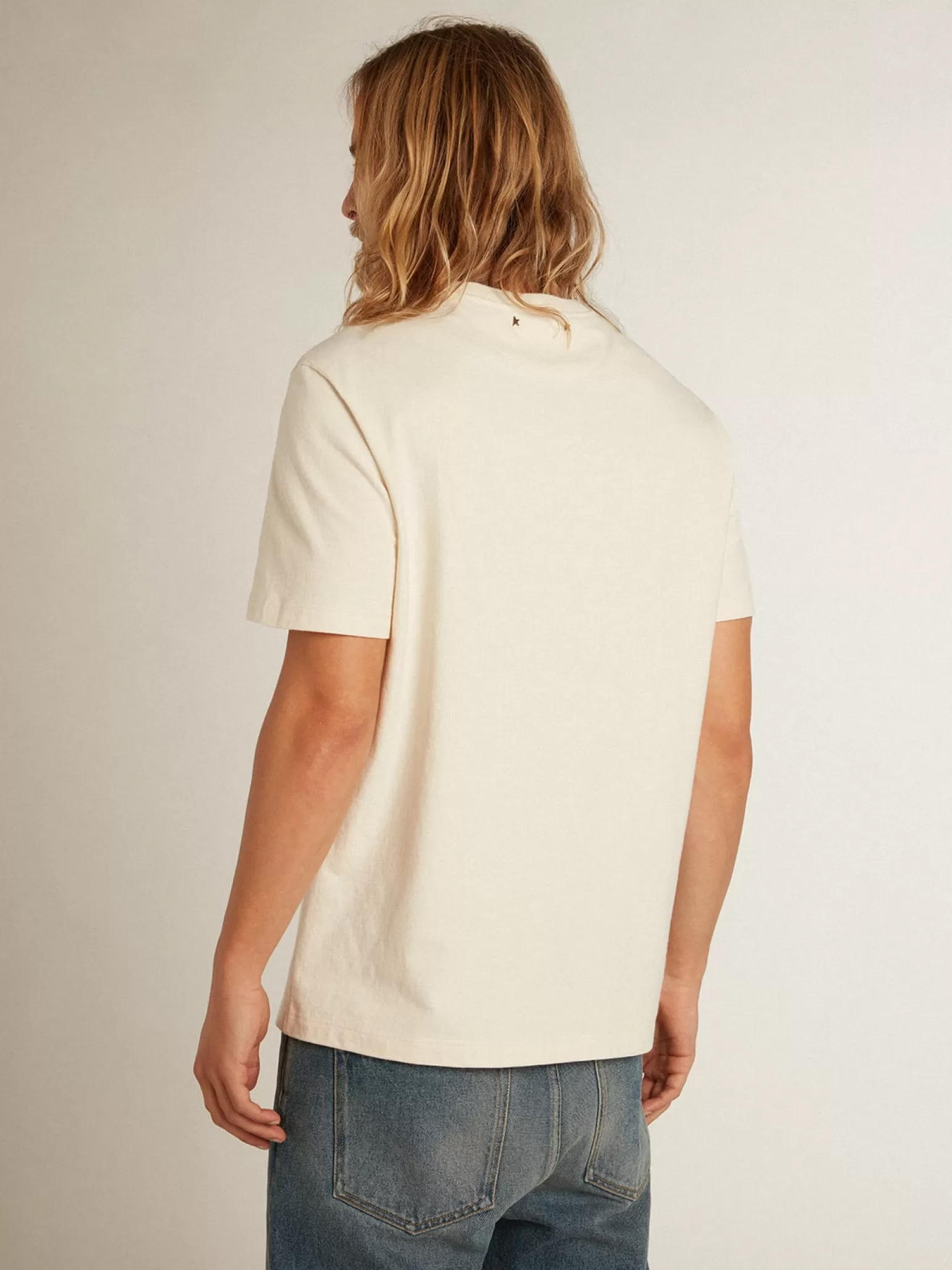 Shop Camiseta Masculina na cor branco heritage com logo CNY Camisetas