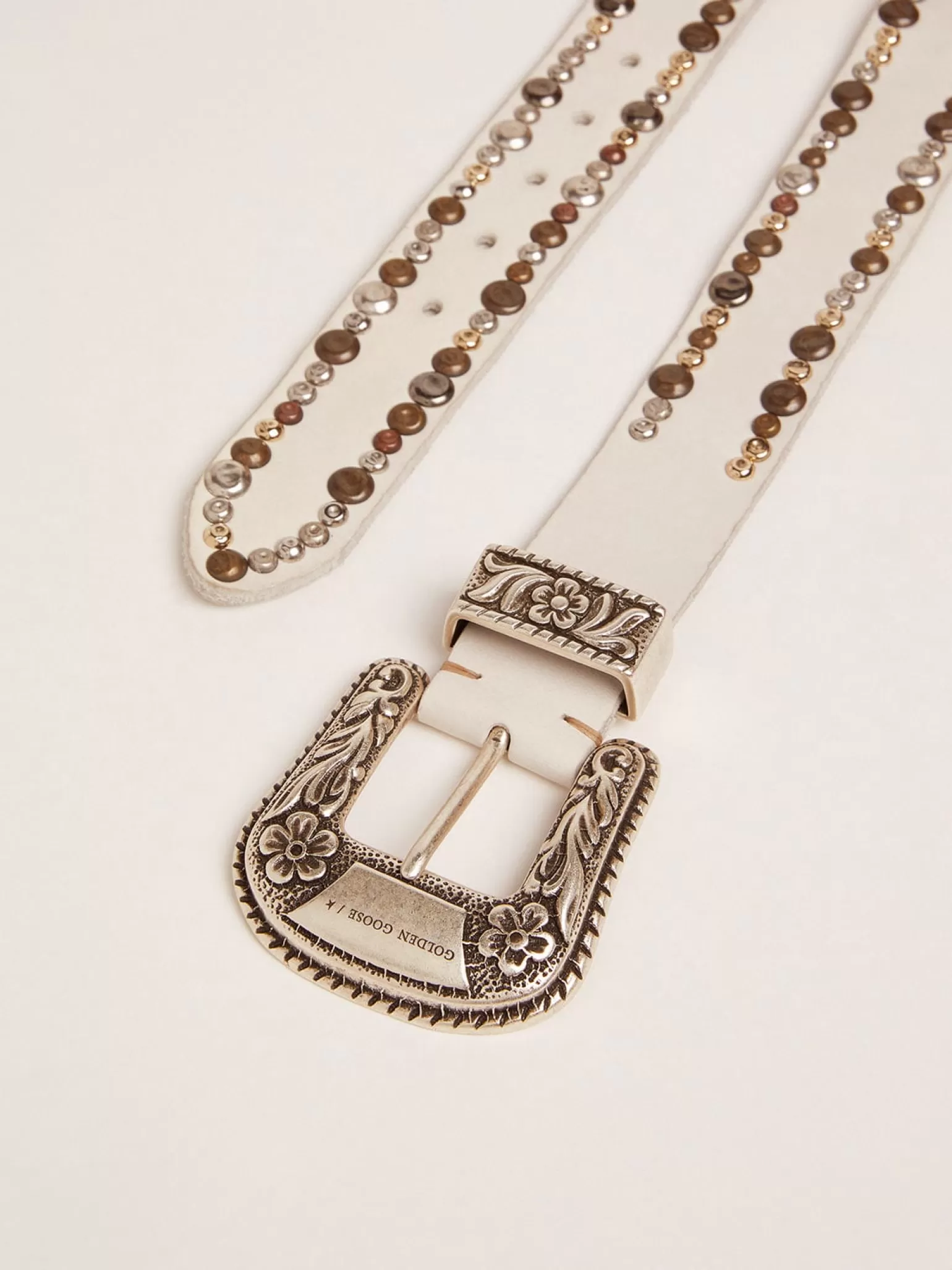 Shop Cinto feminino de couro branco com tachas coloridas MULHER Cintos