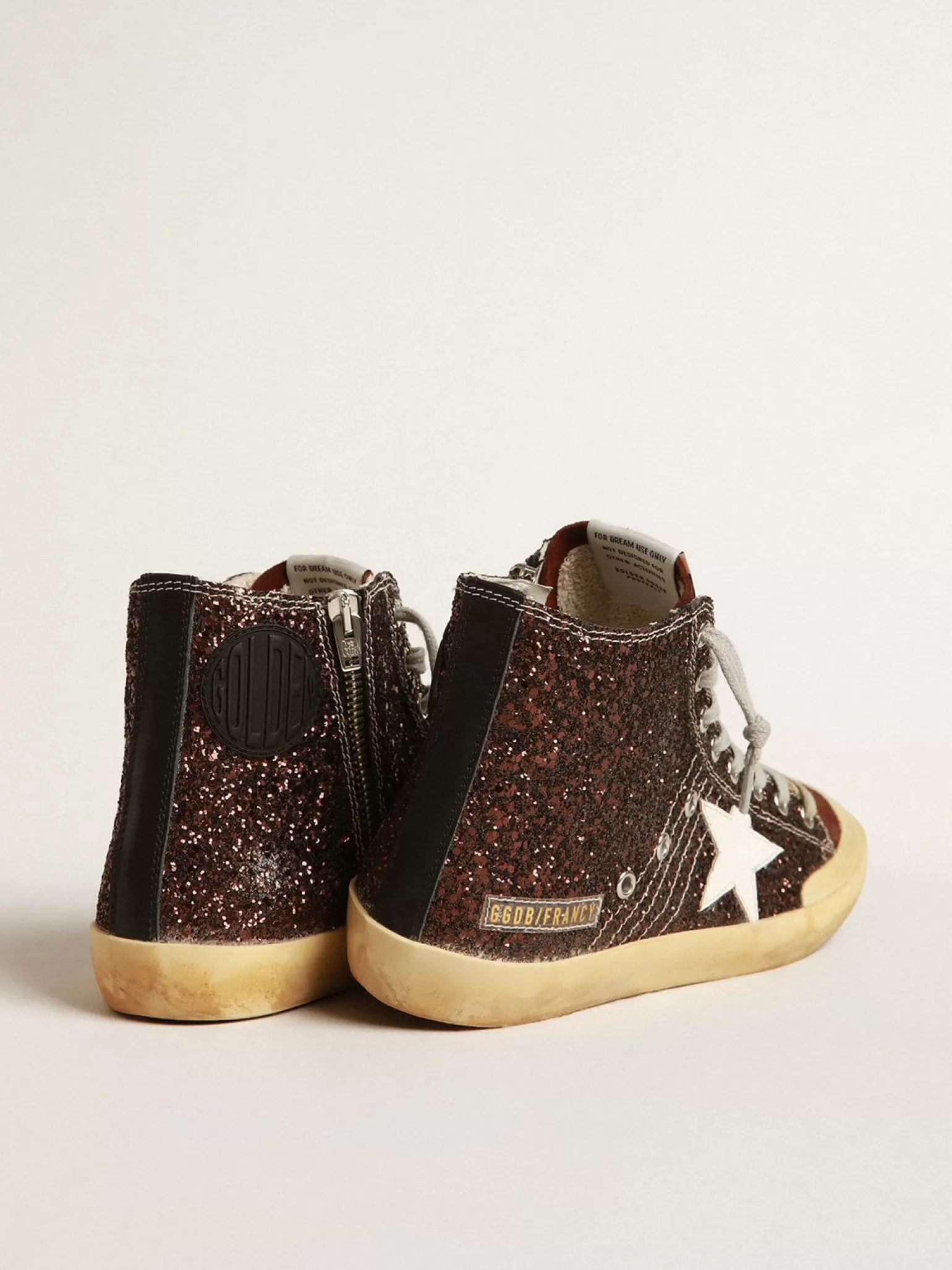 Shop Francy Penstar de glitter marrom com estrela de couro branco MULHER Francy