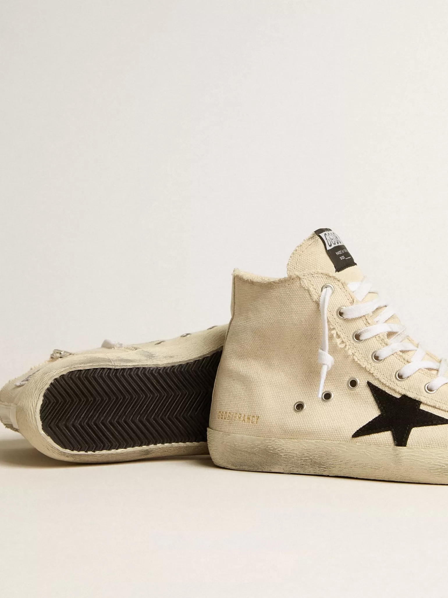 Best Sale Francy Penstar de lona com estrela de suede preto e talão de couro Francy