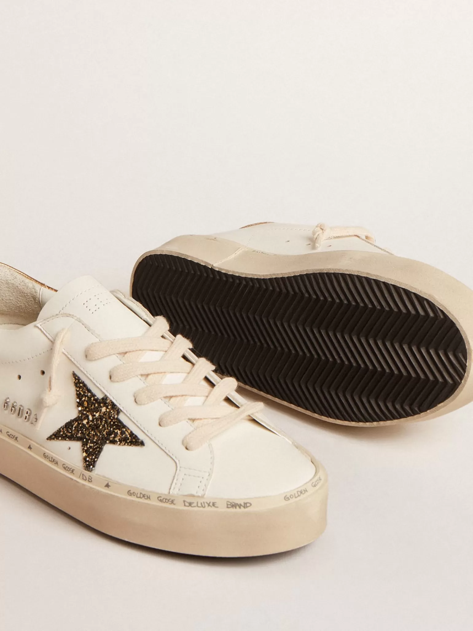 Sale Hi Star LTD com estrela de glitter preto e dourado e talão dourado MULHER Hi Star