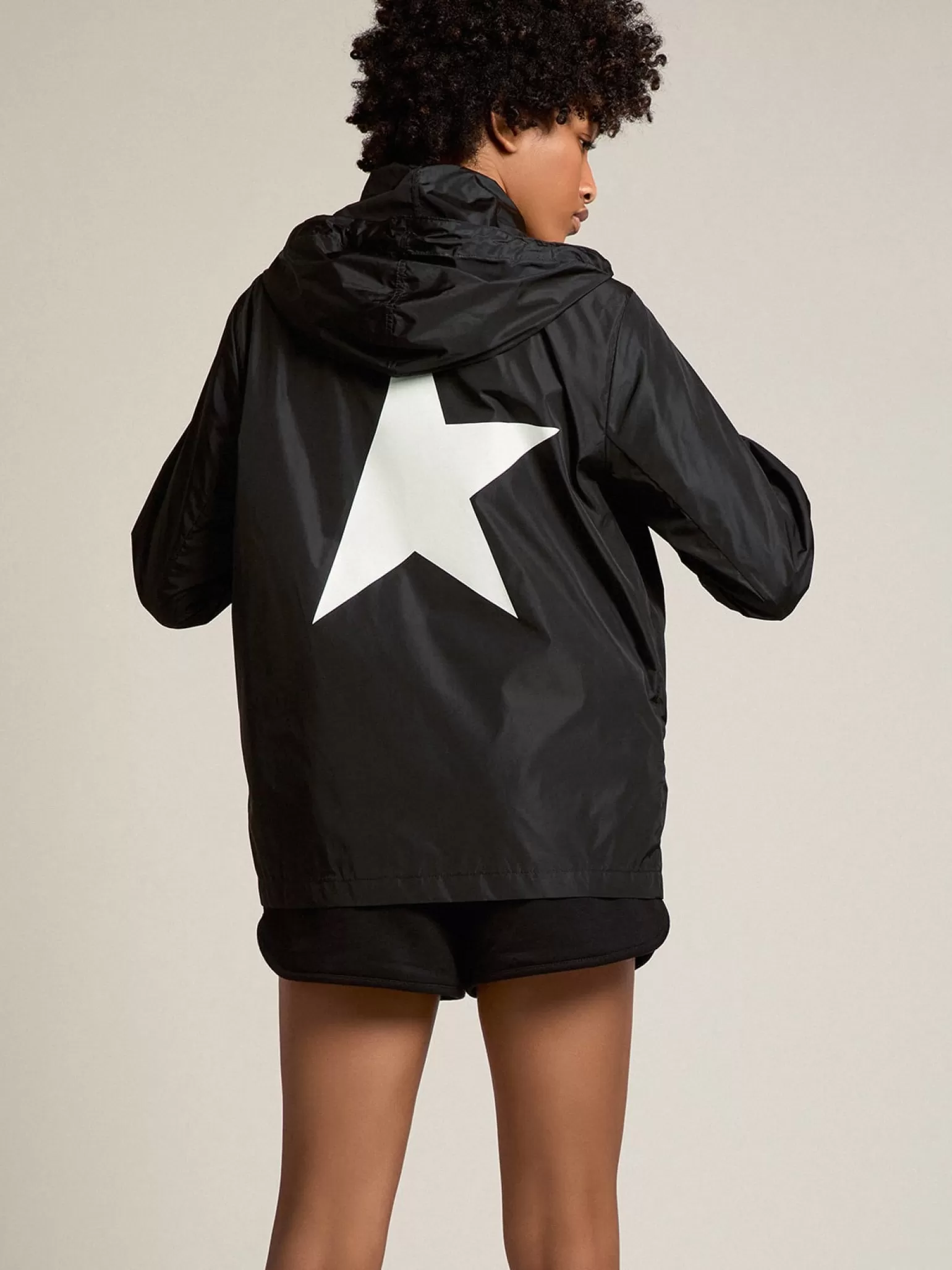 Best Sale Jaqueta corta-vento feminina com logo e estrela brancas em contraste MULHER Casacos e blusões