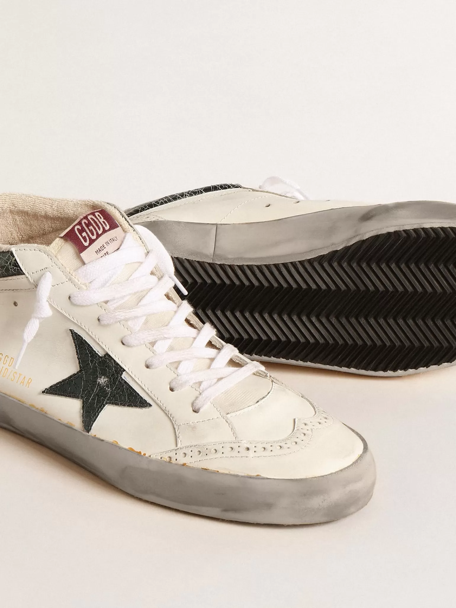 Clearance Mid Star com estrela de couro metálico verde e lista branca Mid Star