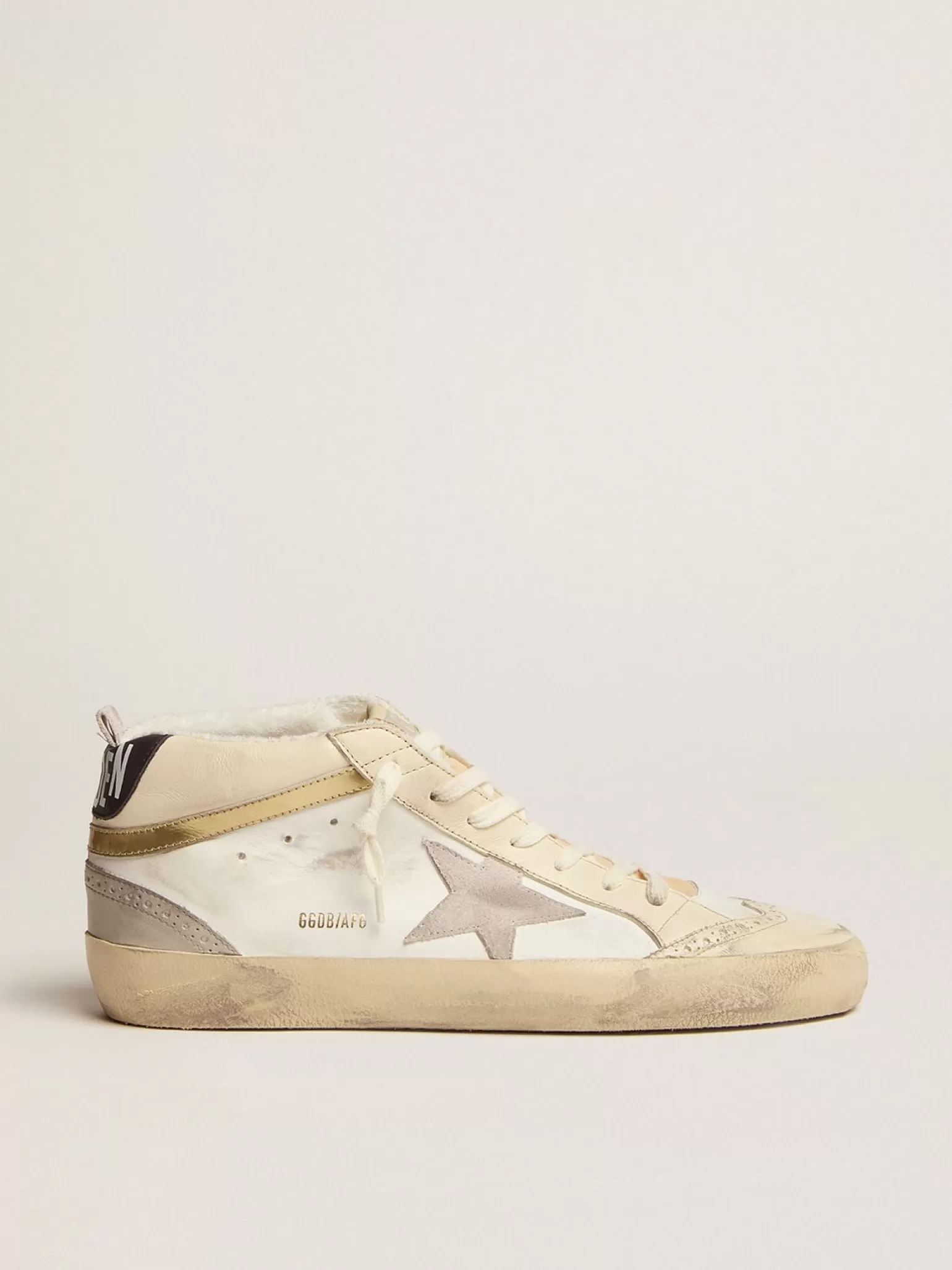 Online Mid Star Masculino com estrela de suede cinza claro e lista dourada Mid Star
