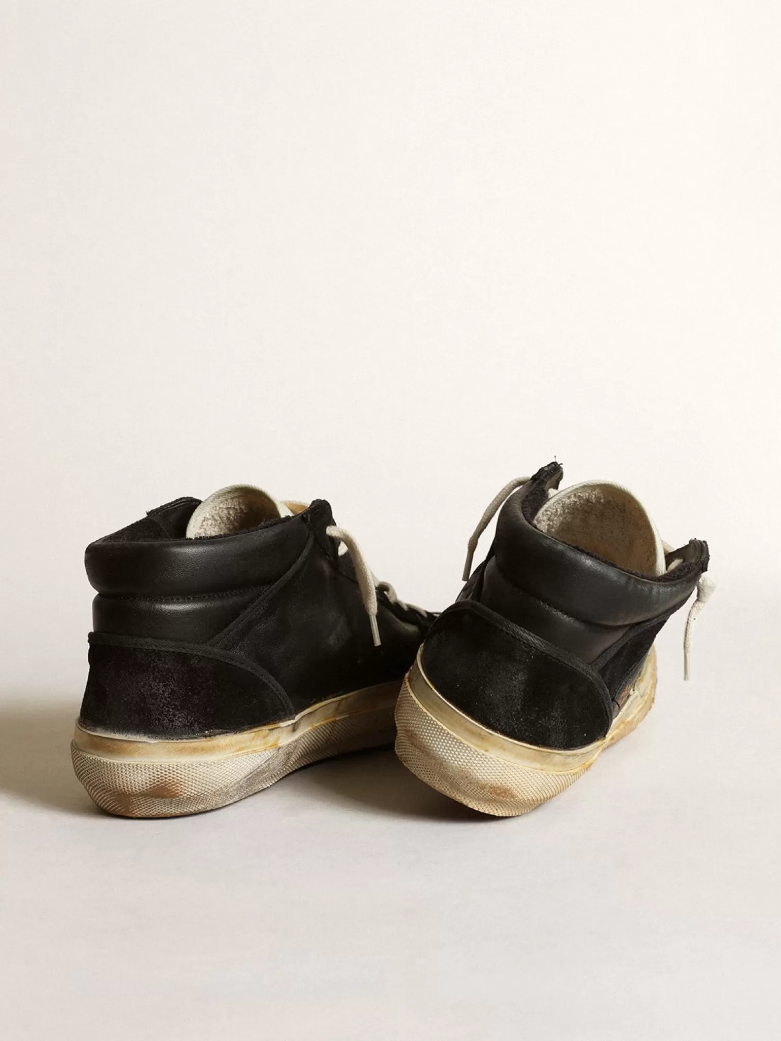 Online Mid Star Masculino de napa e suede pretos com estrela branca Mid Star