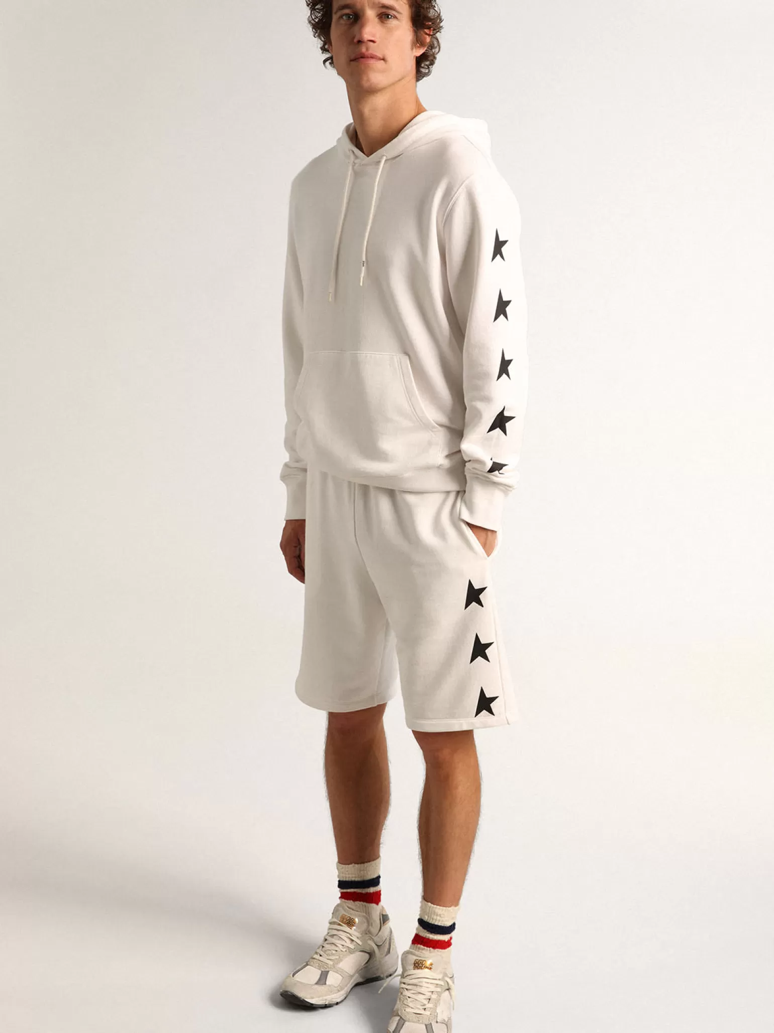 Best Sale Moletom com capuz Alighiero Coleção Star branco vintage com estrelas pretas em contraste Moletons