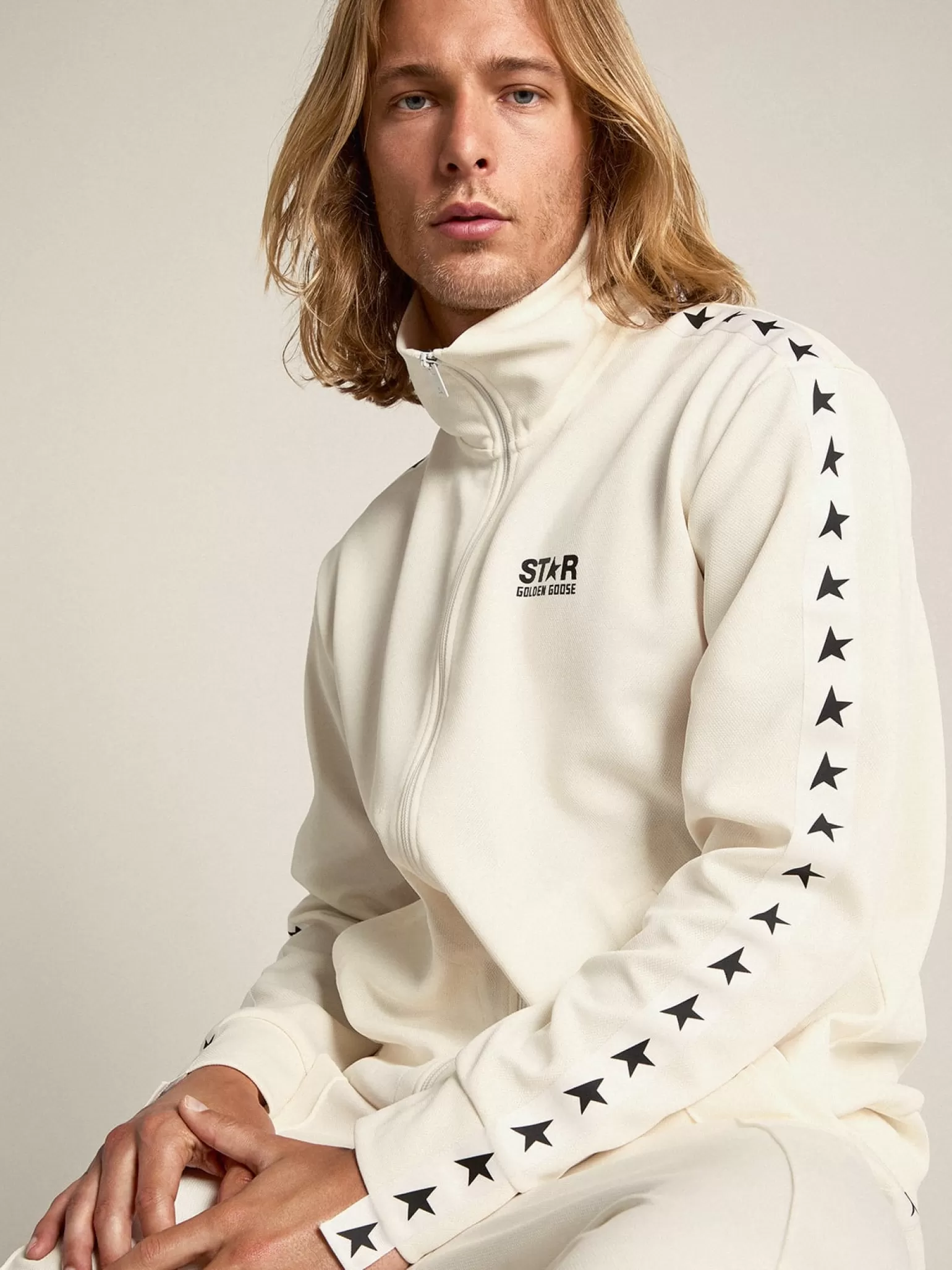 Discount Moletom masculino cor de papiro com zíper e estrelas pretas Moletons