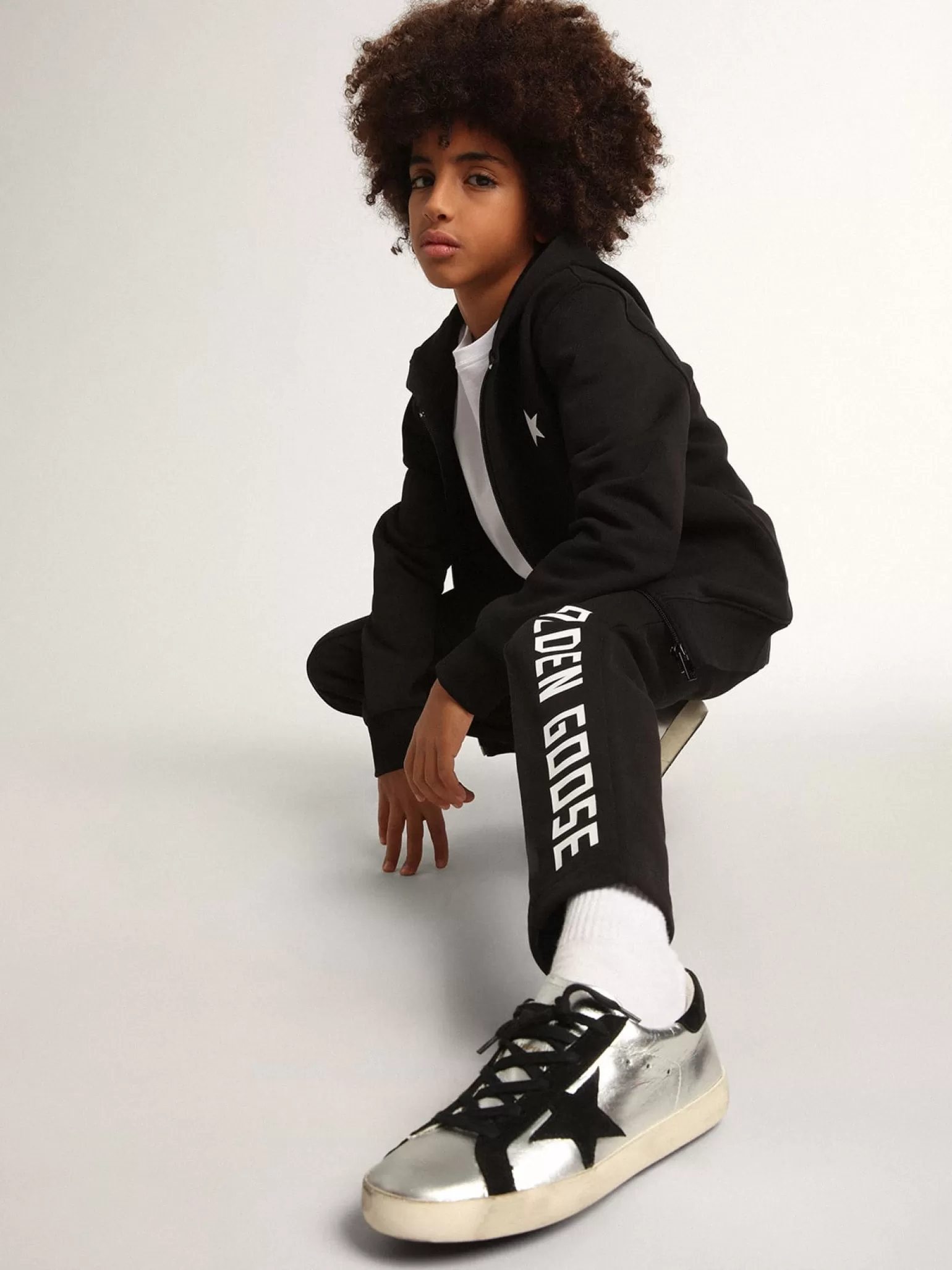 Best Moletom preto com capuz e estrela e logo brancos em contraste Roupas de cima (4-12 years) | Roupas de cima (4-12 years)