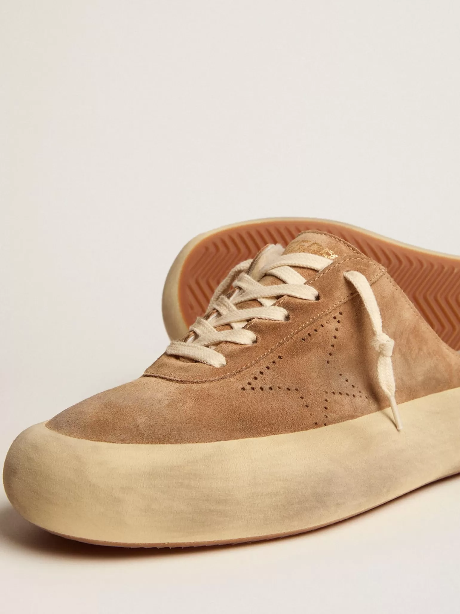 Store Mule Space-Star de suede na cor tabaco e forro de shearling MULHER Space-Star