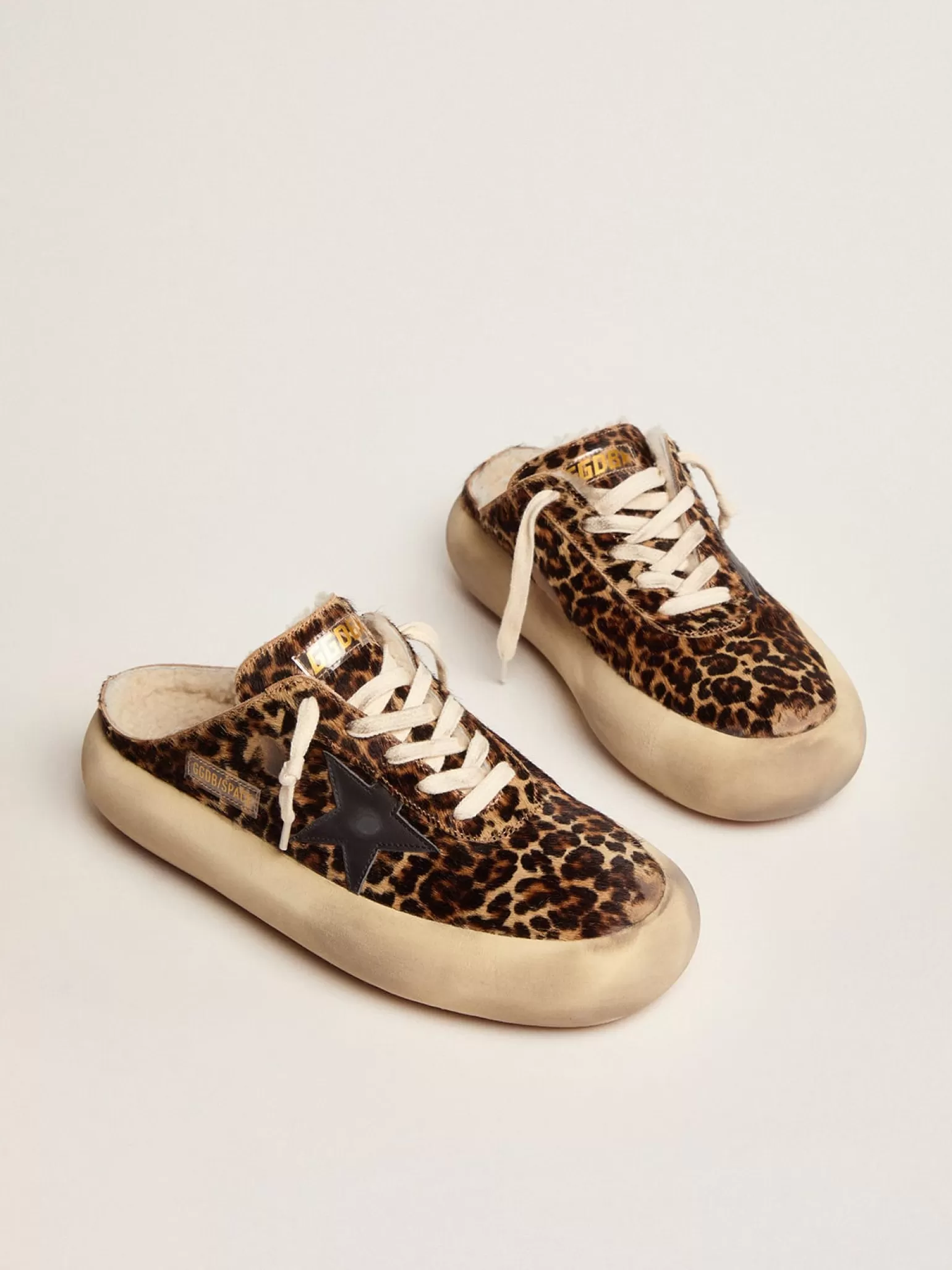 Cheap Mule Space-Star feminino de cavalinho animal print e forro de shearling MULHER Space-Star