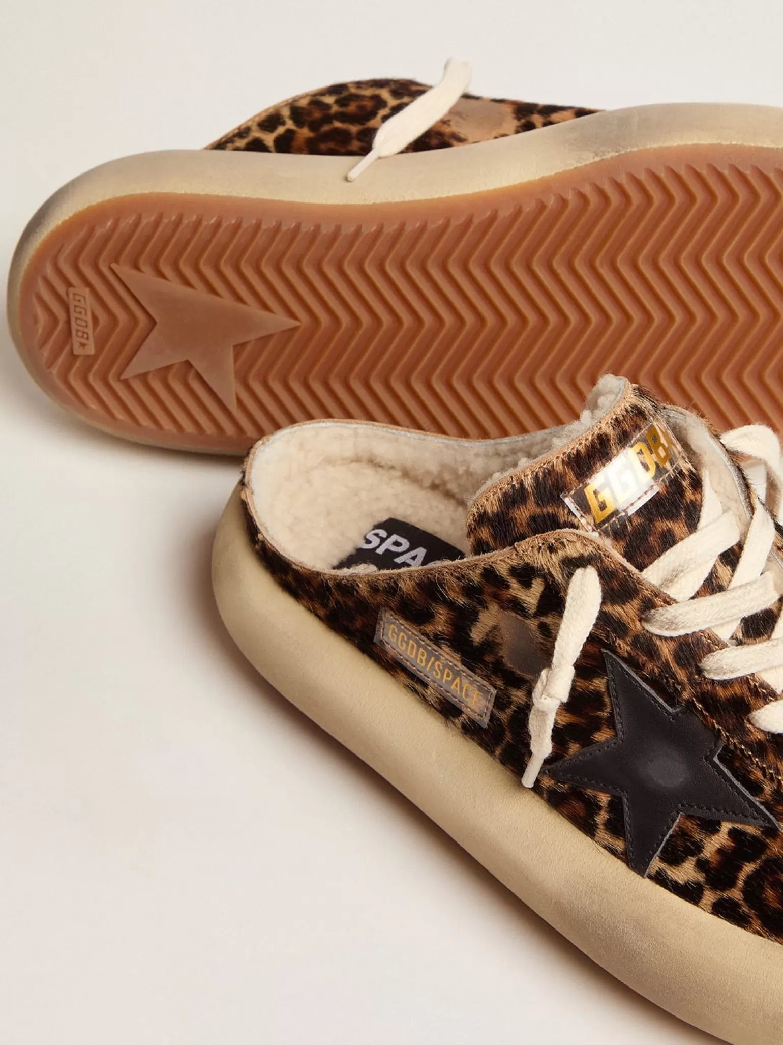 Cheap Mule Space-Star feminino de cavalinho animal print e forro de shearling MULHER Space-Star