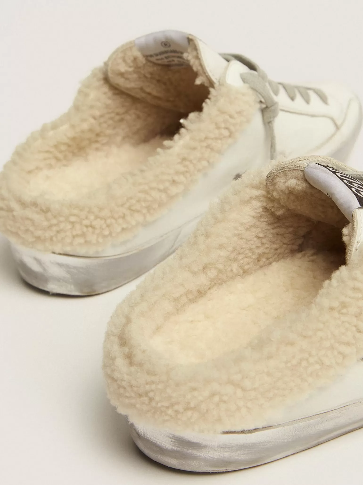Sale Mule Super-Star de couro branco e forro de shearling MULHER Super-Star Sabot