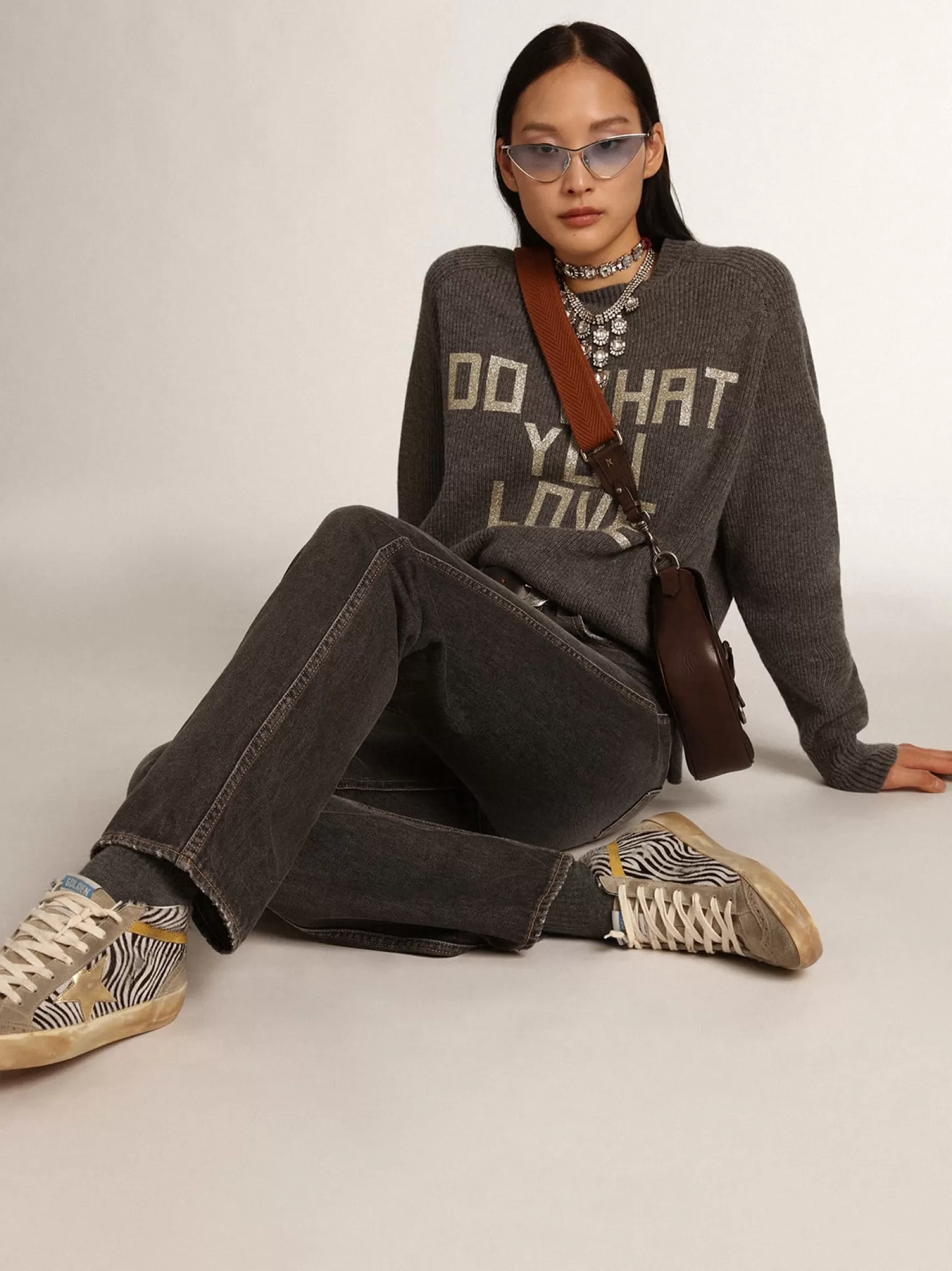 Cheap Pulôver feminino de gola redonda cinza com inscrição de glitter MULHER Malhas
