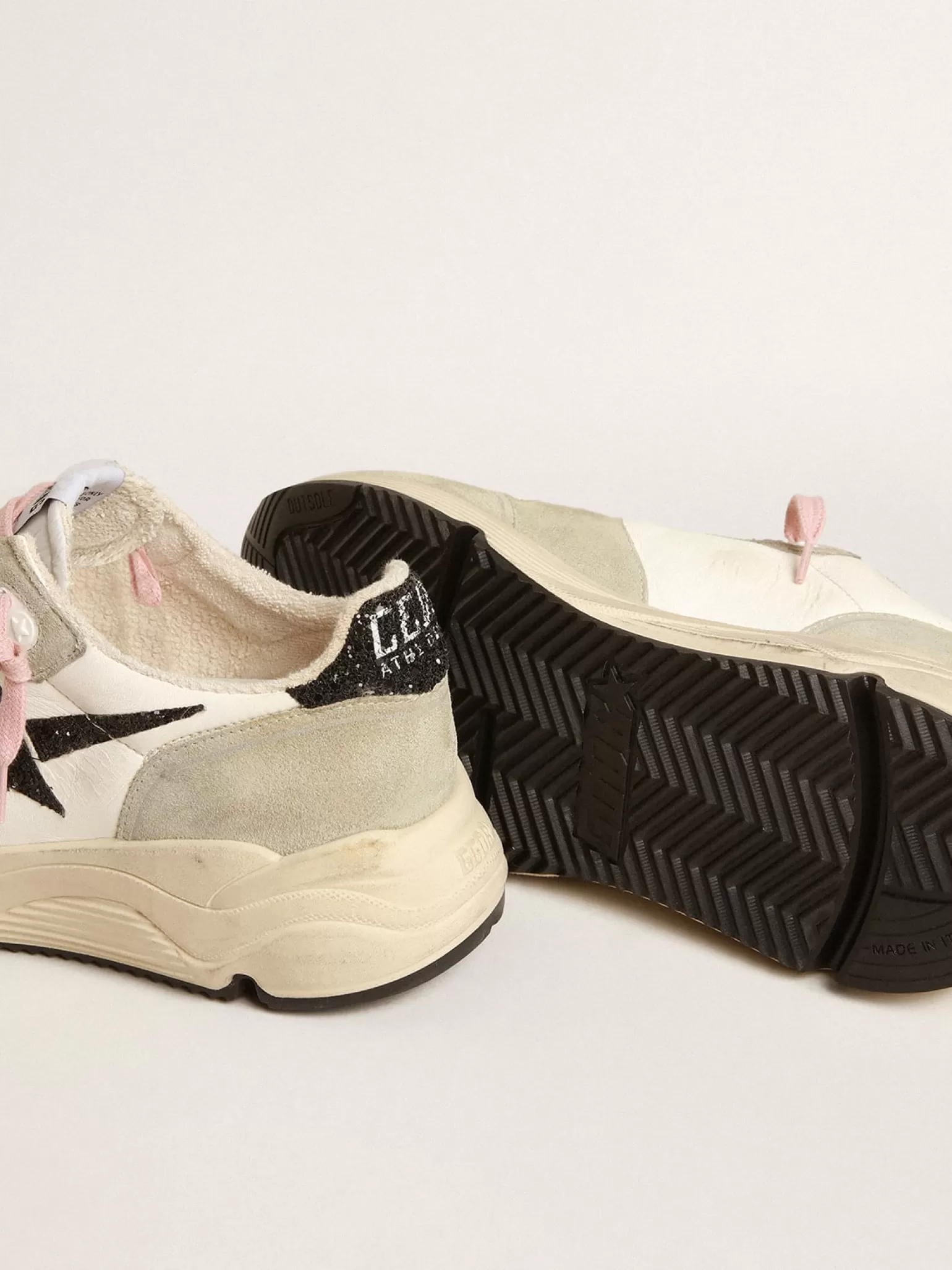 Store Running Sole com inserções de suede cinza e estrela de glitter preto MULHER Running Sole