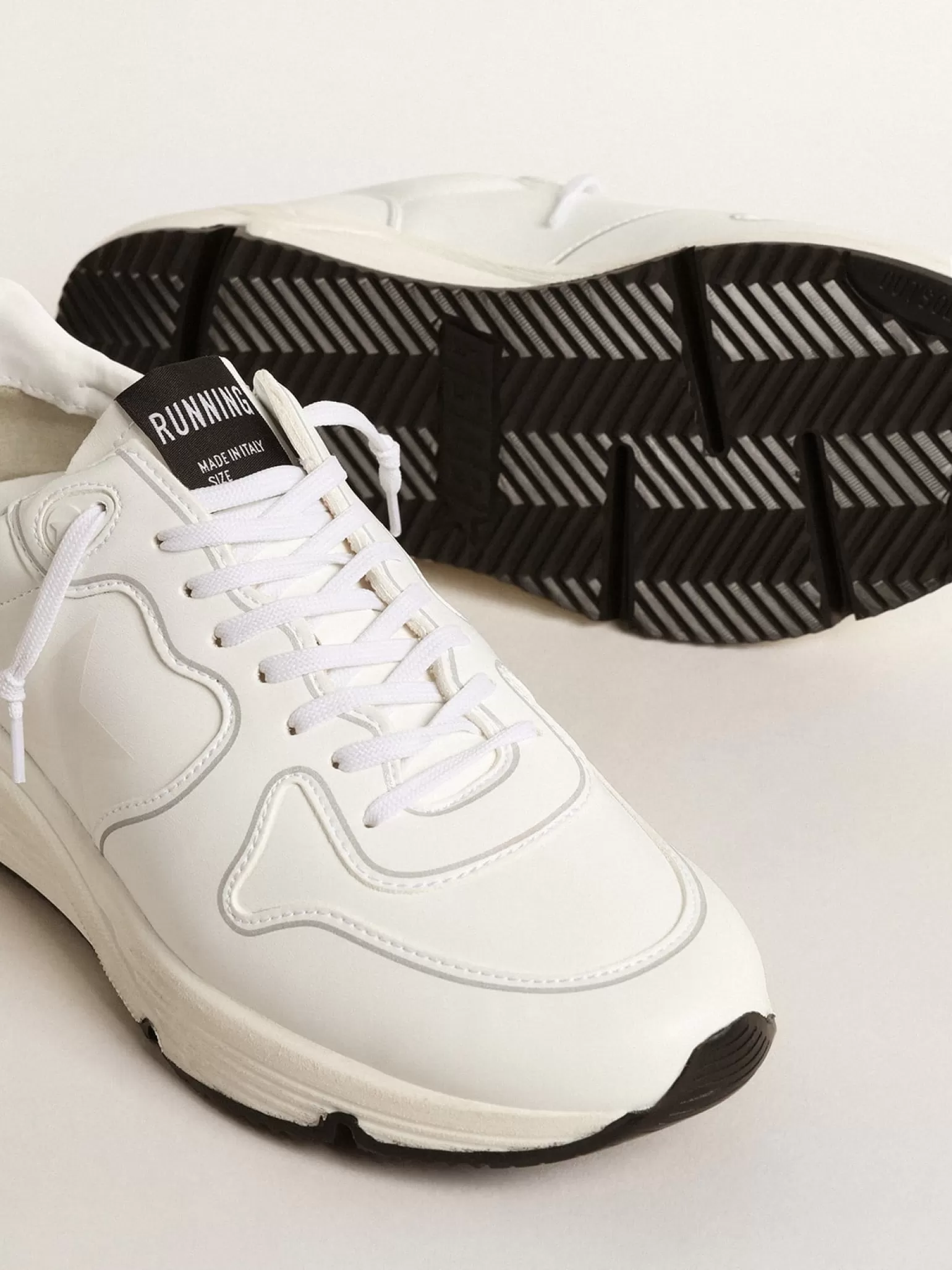 Best Sale Running Sole Feminino com base vegetal e estrela e talão brancos MULHER Running Sole