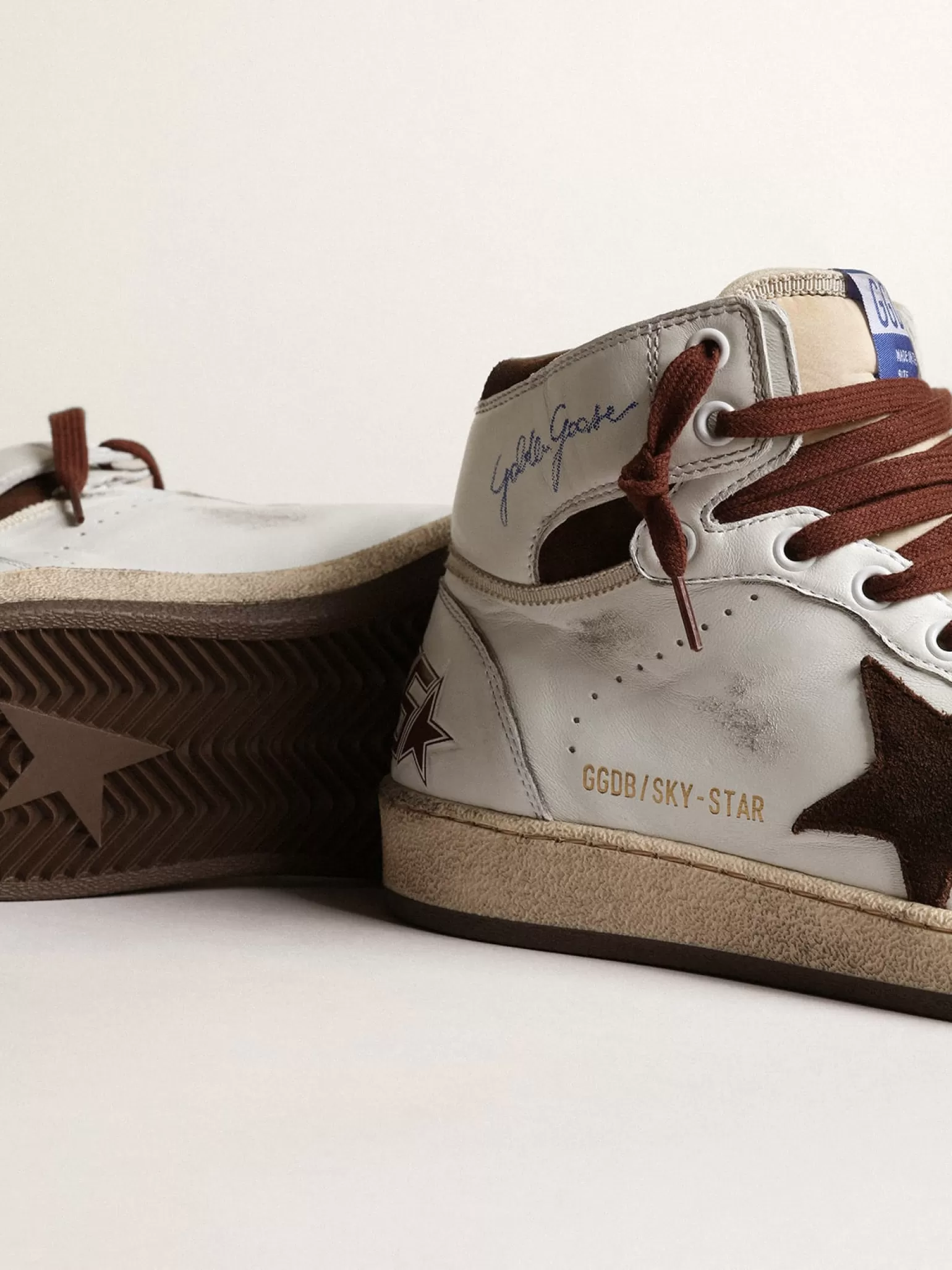 Hot Sky-Star Feminino de napa branca com estrela de suede chocolate MULHER Sky-Star