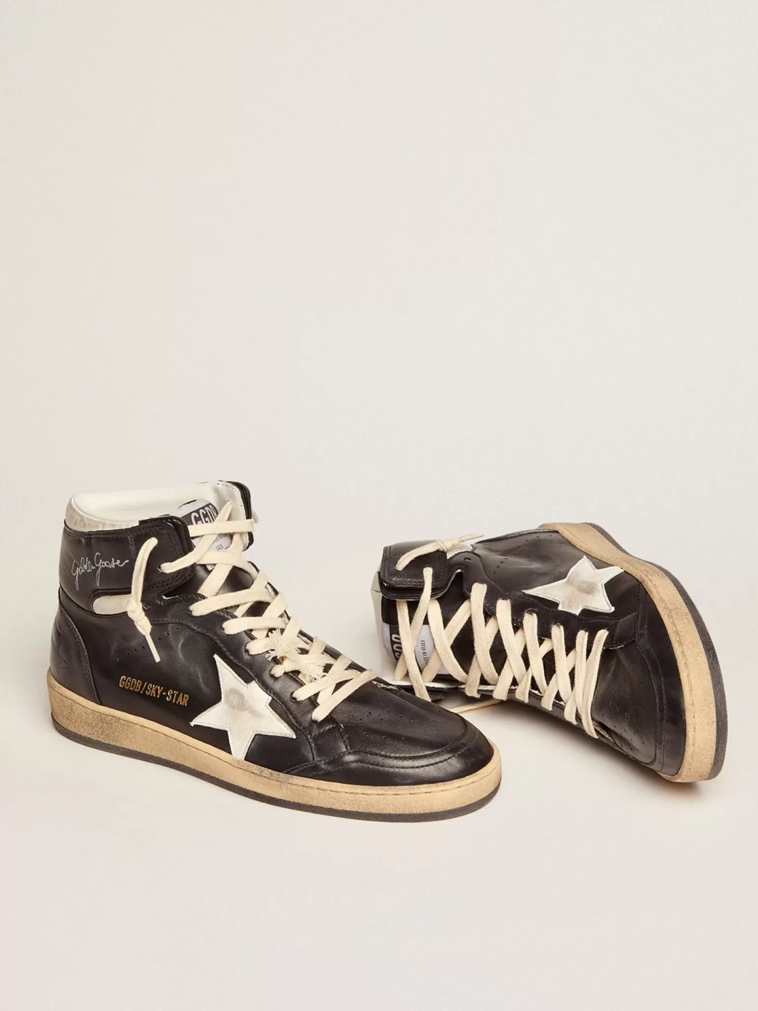 Clearance Sky-Star feminino de napa preta com estrela branca MULHER Sky-Star