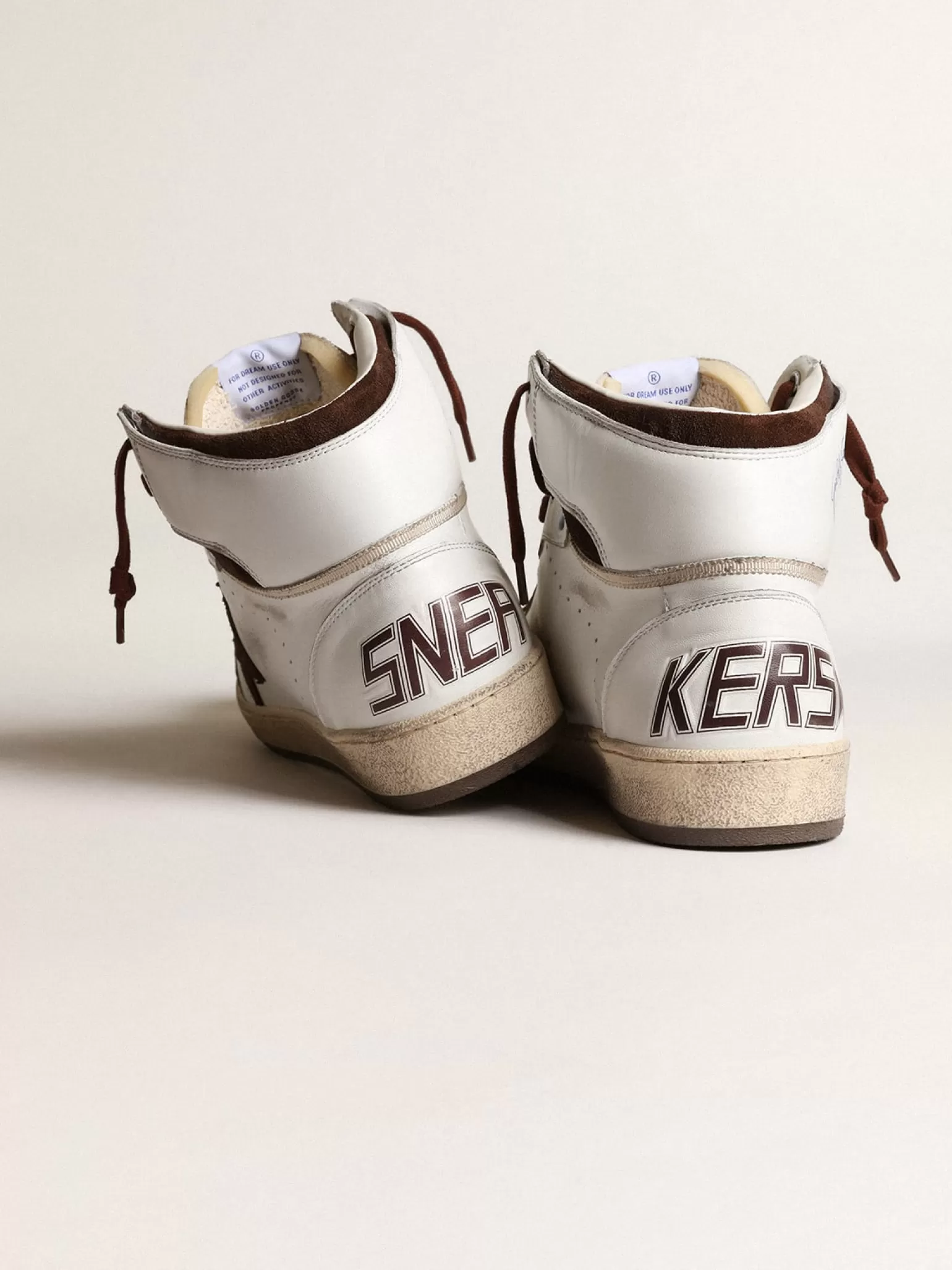 Sale Sky-Star Masculino de napa branca com estrela de suede chocolate Sky-Star