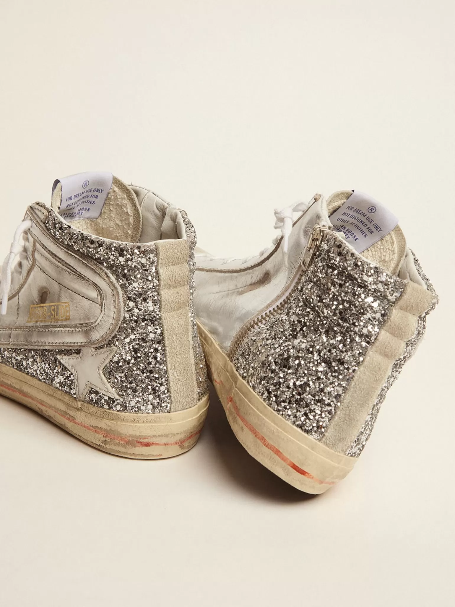 Cheap Slide feminino com cabedal de couro metálico e glitter prateado MULHER Slide