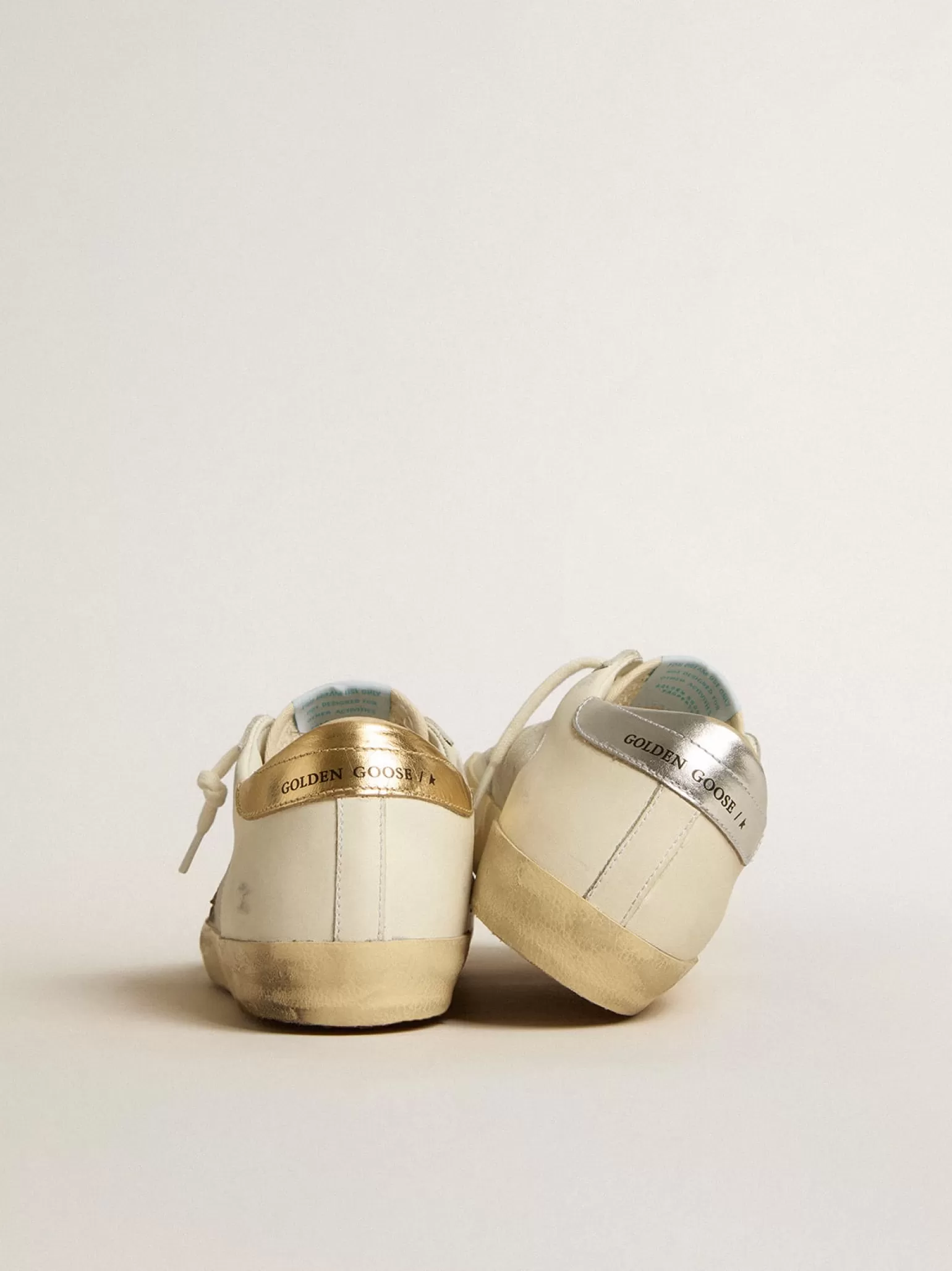 Fashion Super-Star de couro e suede brancos com estrela de couro prateado e dourado MULHER Super-Star