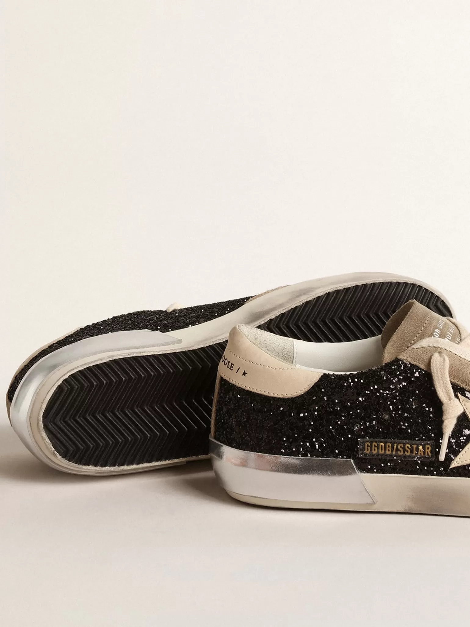 Flash Sale Super-Star de glitter preto com estrela creme e inserções de suede MULHER Super-Star
