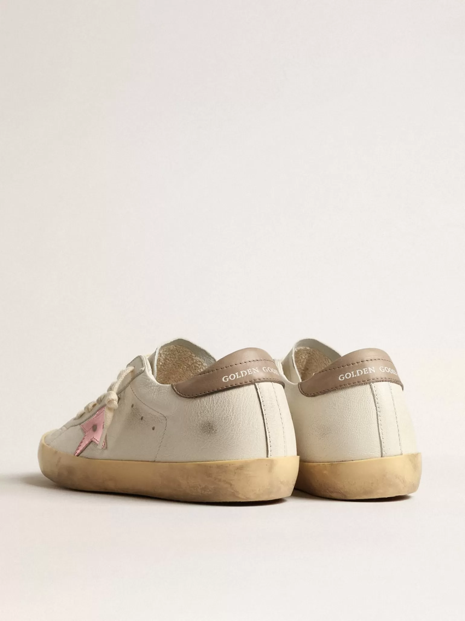 Cheap Super-Star de napa branca com estrela de couro metálico rosa MULHER Super-Star