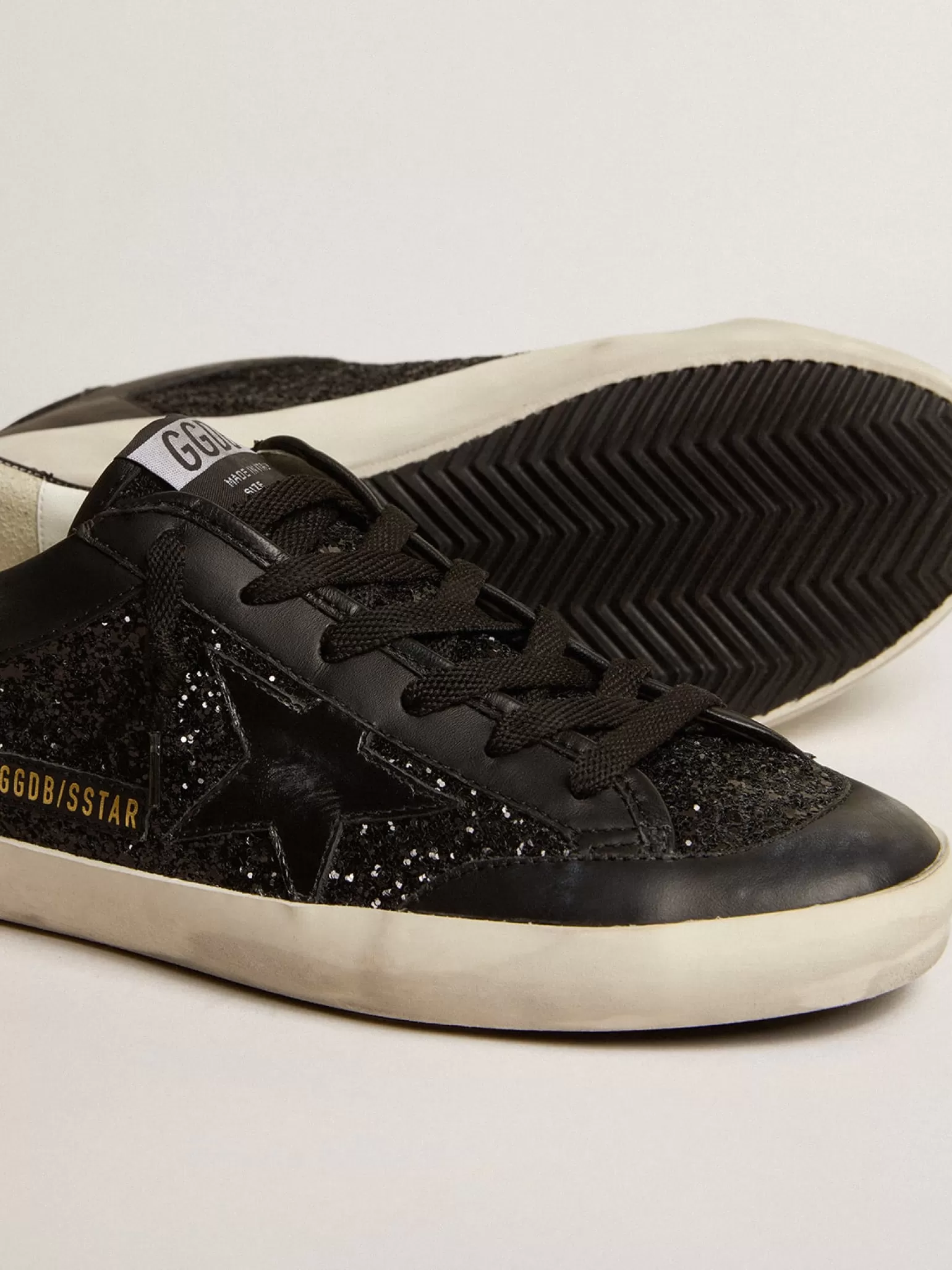 Flash Sale Super-Star de napa e glitter pretos com estrela de couro preto brilhante MULHER Super-Star