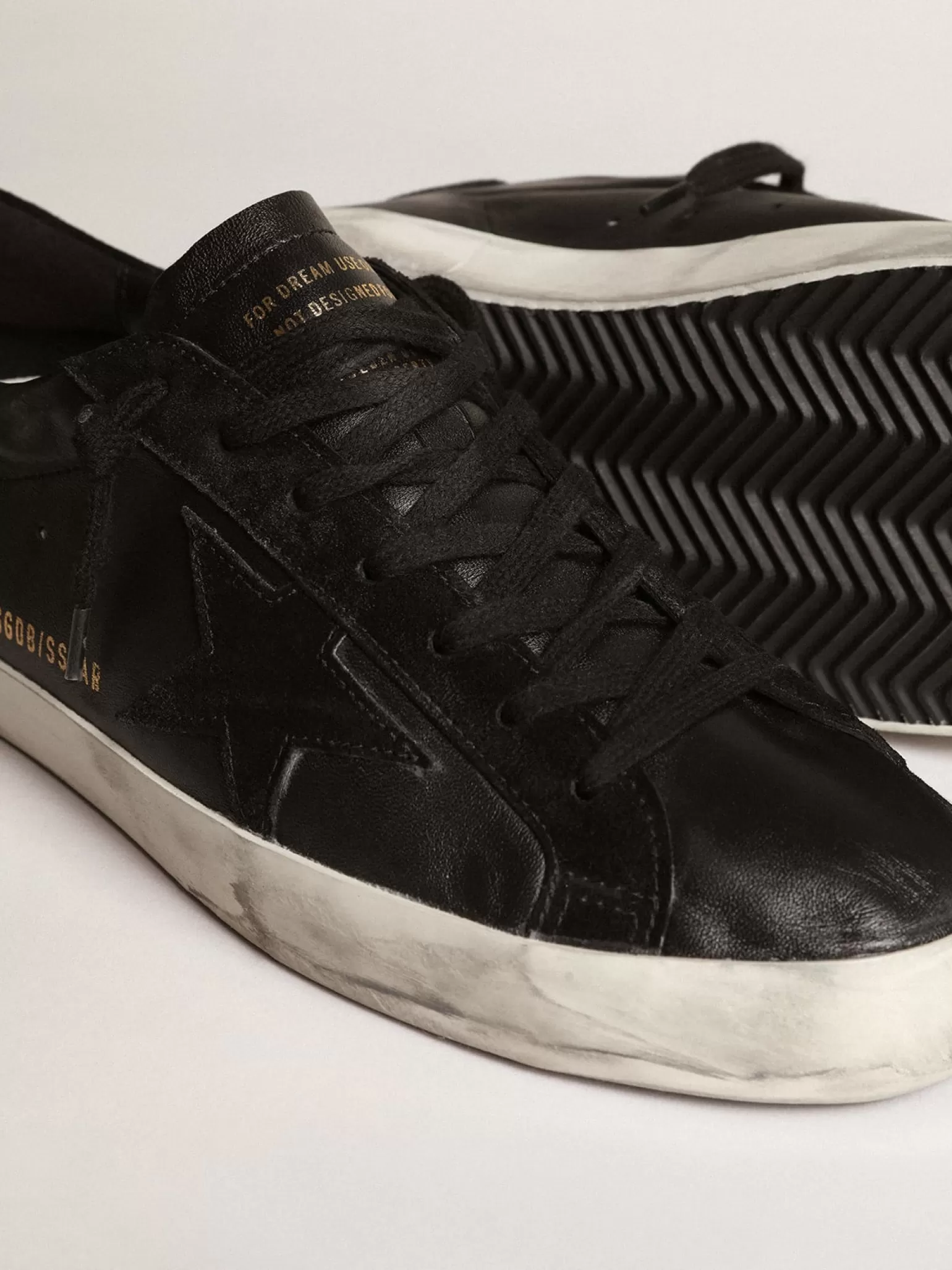 Cheap Super-Star de napa preta com estrela e talão de suede preto Super-Star