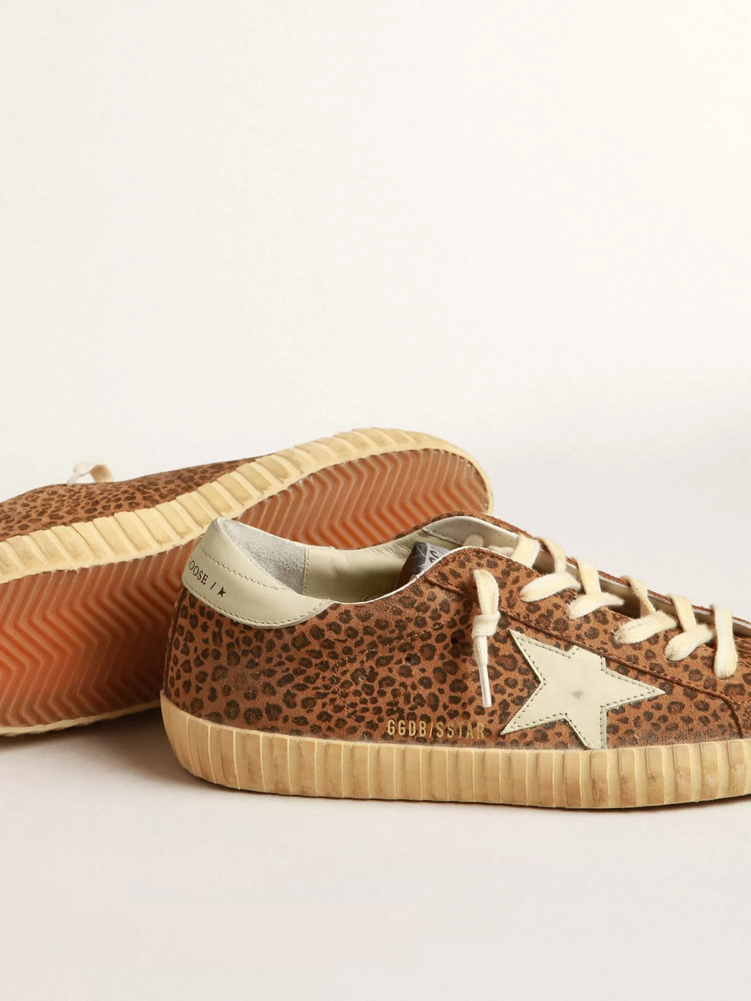Hot Super-Star de suede, estampa de leopardo e estrela de couro creme MULHER Super-Star