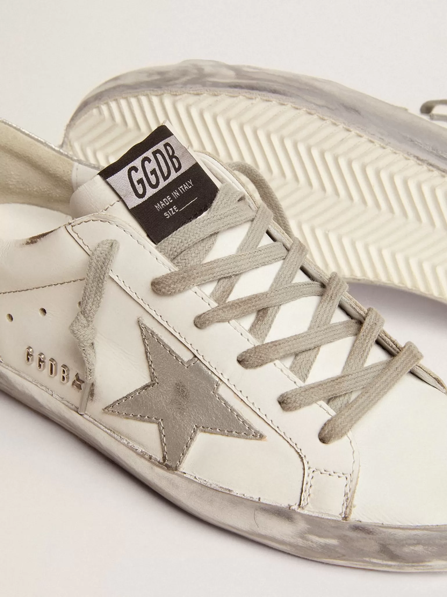 Cheap Super-Star feminino com reforço prateado brilhante e inscrições de metal MULHER Super-Star